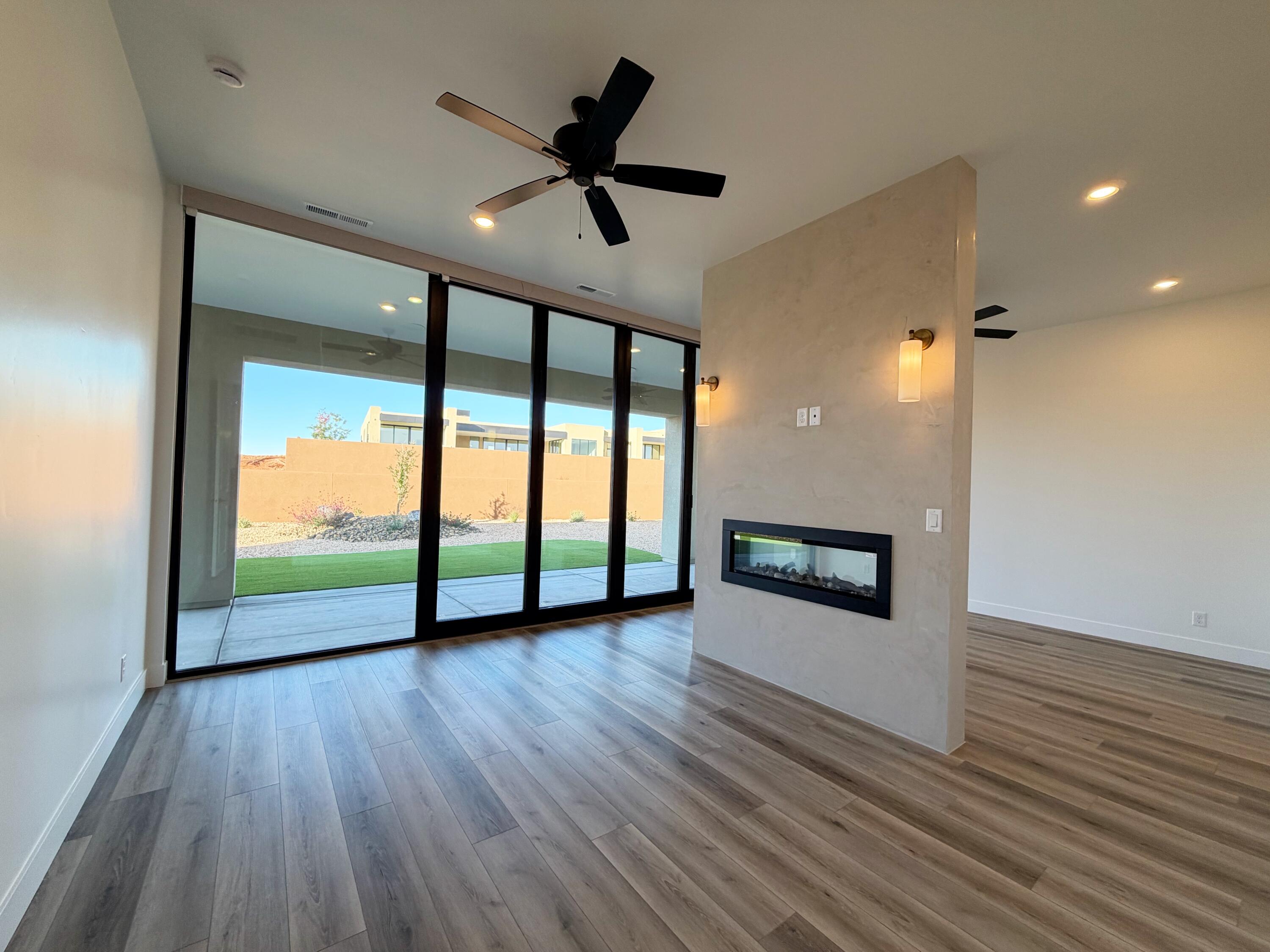 ESTATES AT SAND HOLLOW - Residential