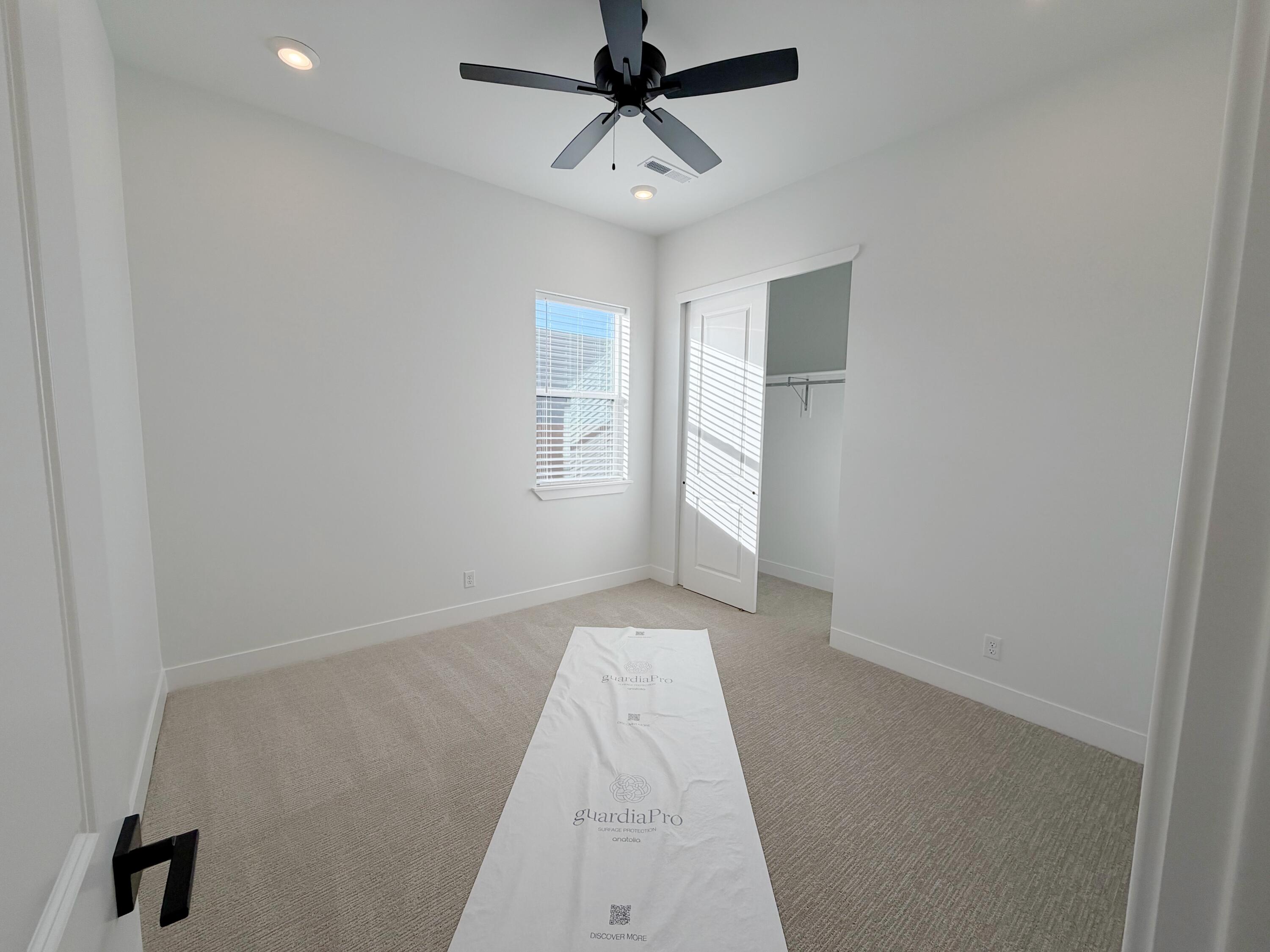 ESTATES AT SAND HOLLOW - Residential