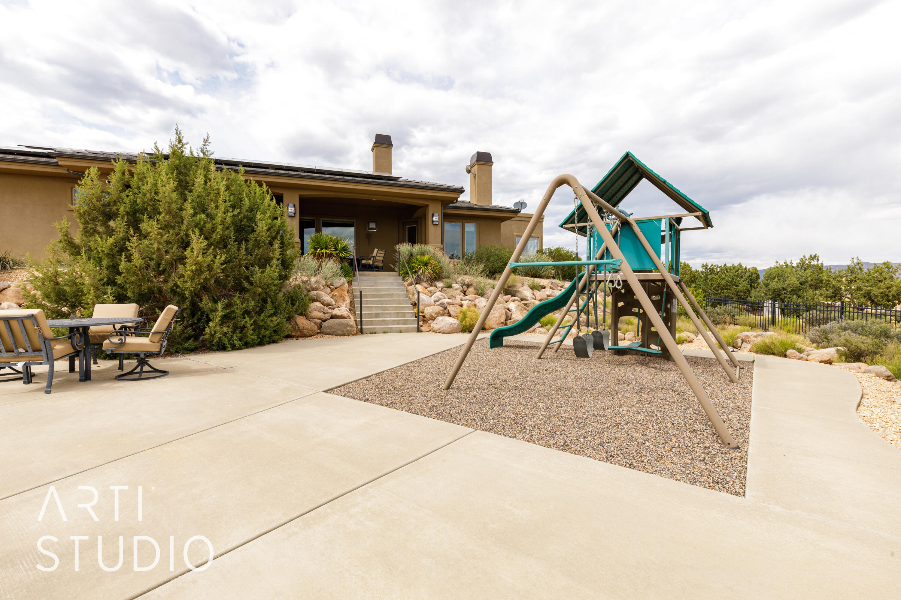 RICHARD PARRY MINOR LOT - Residential