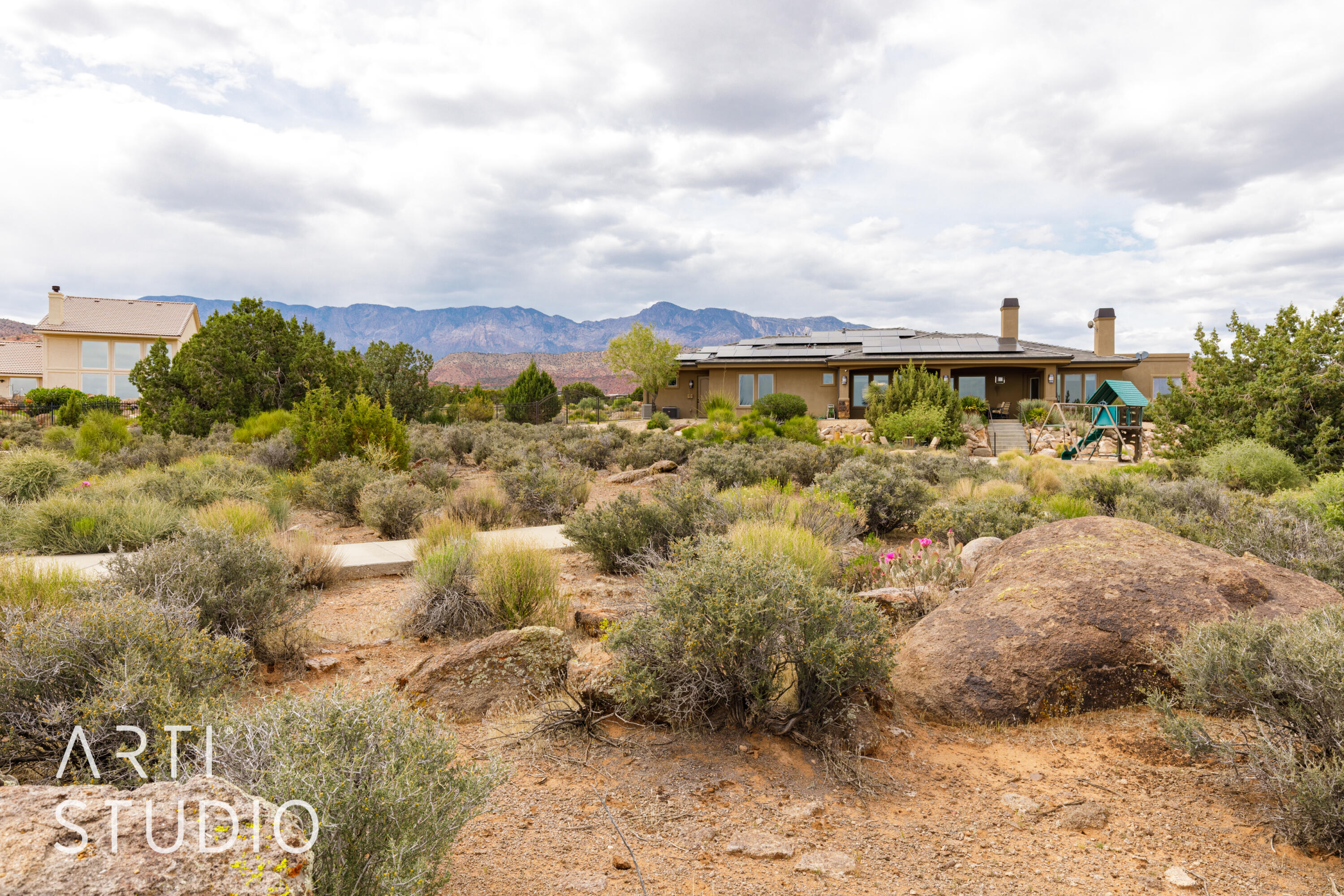 RICHARD PARRY MINOR LOT - Residential