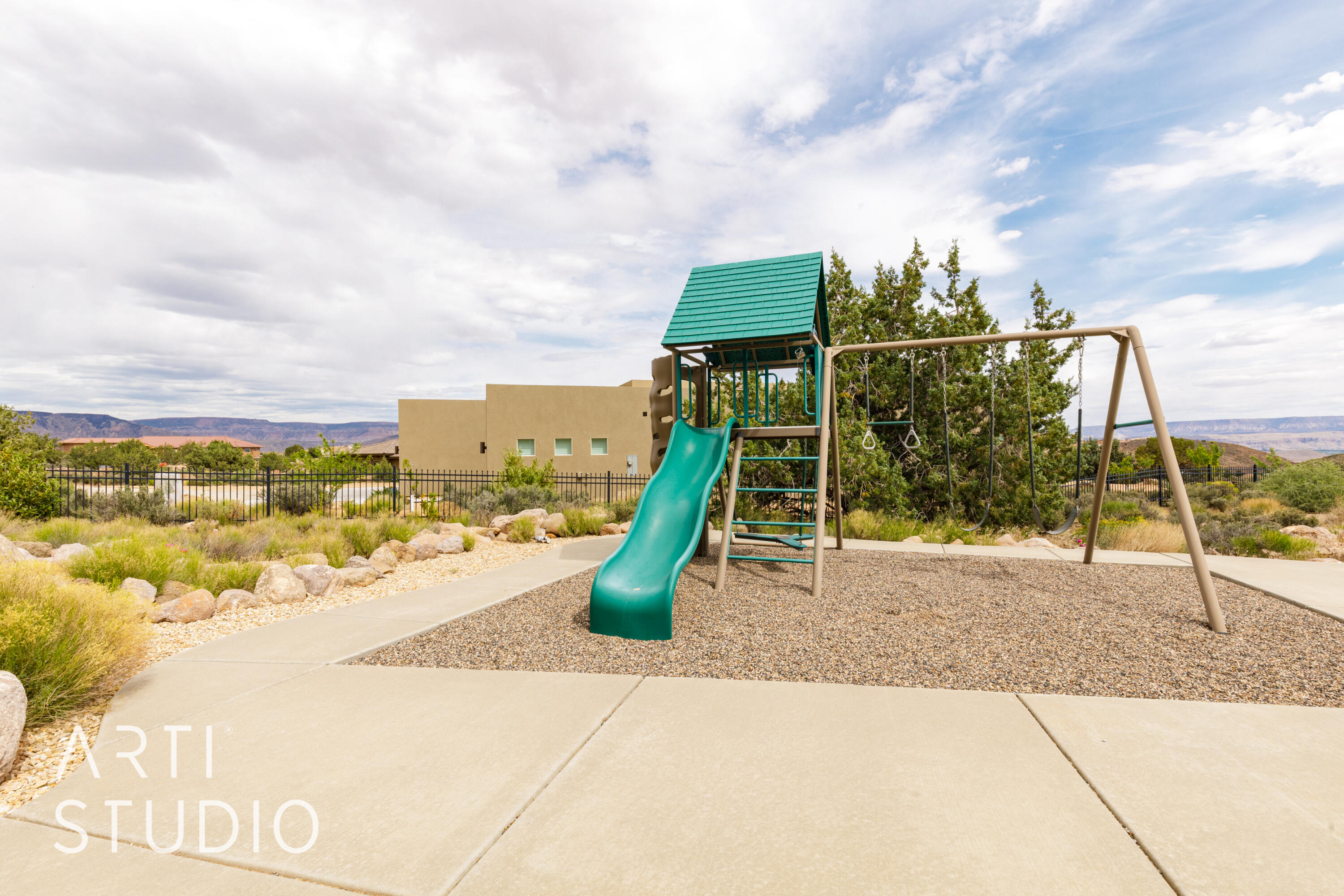 RICHARD PARRY MINOR LOT - Residential