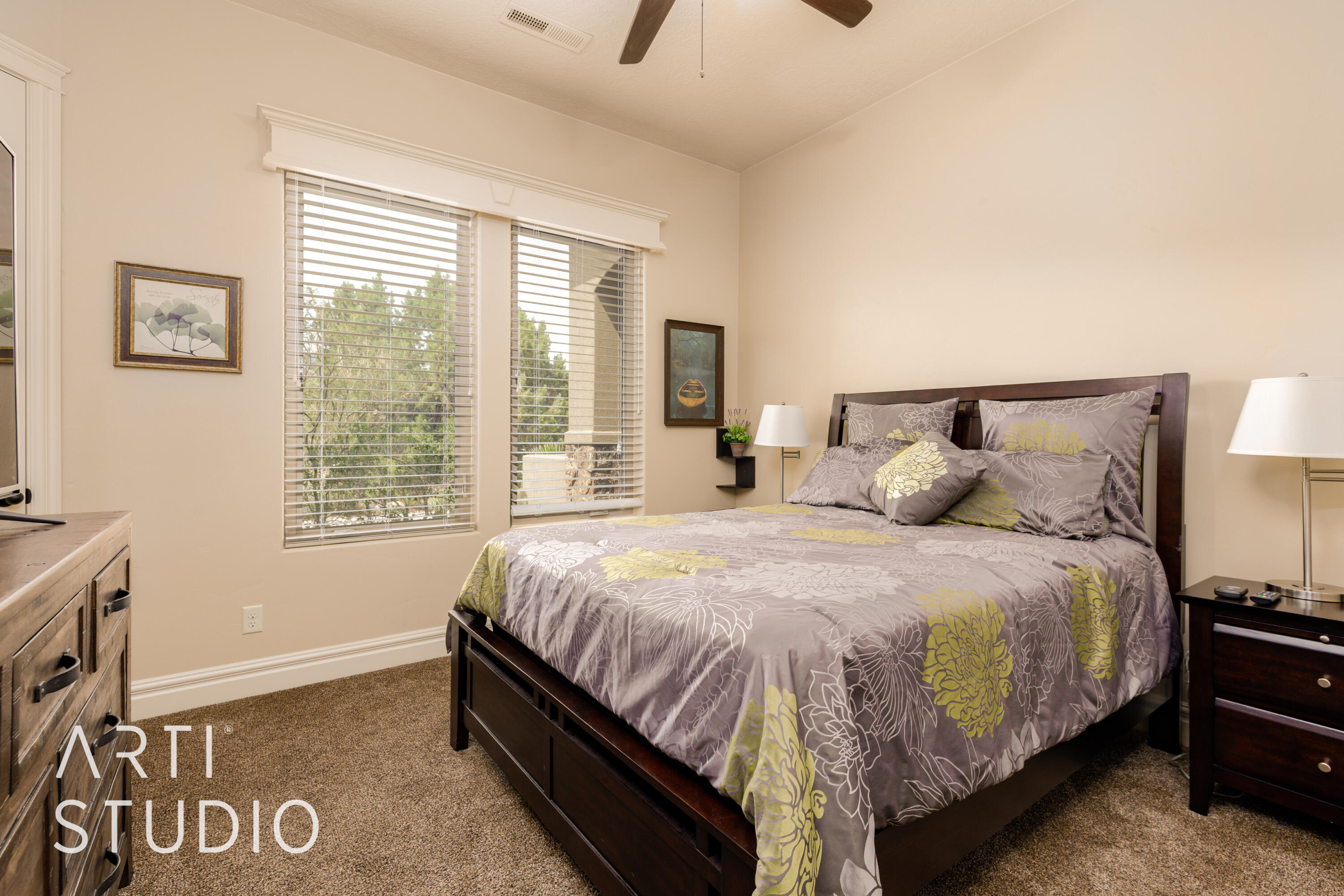 RICHARD PARRY MINOR LOT - Residential