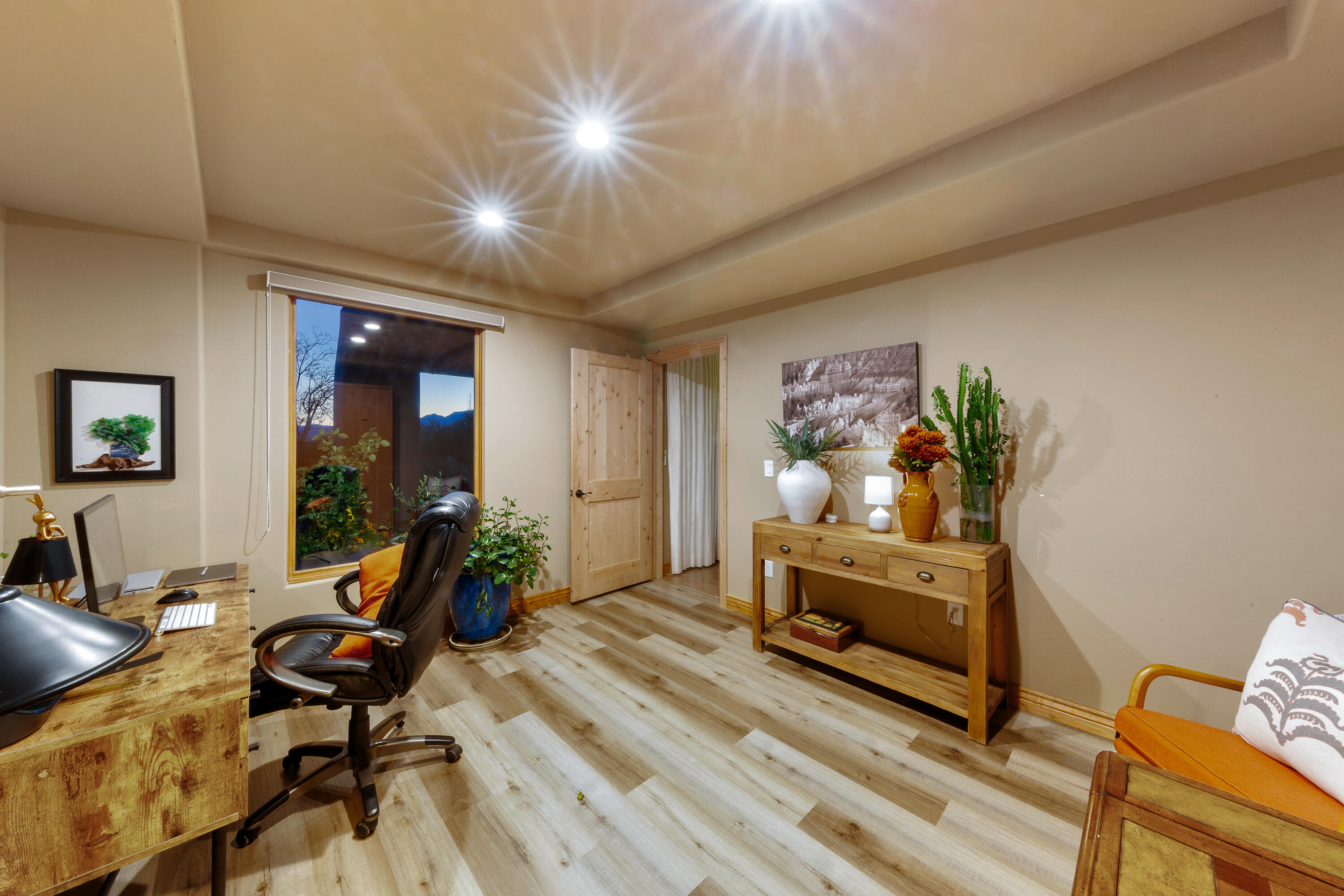 TAVIAWK - Residential