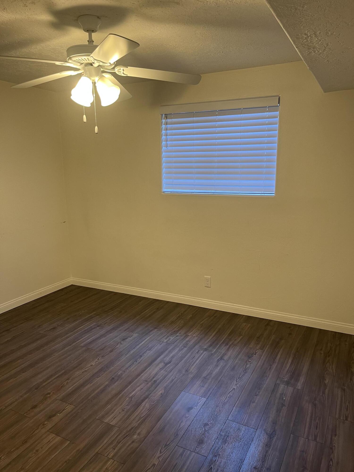 TEMPLE GARDENS CONDOS - Residential