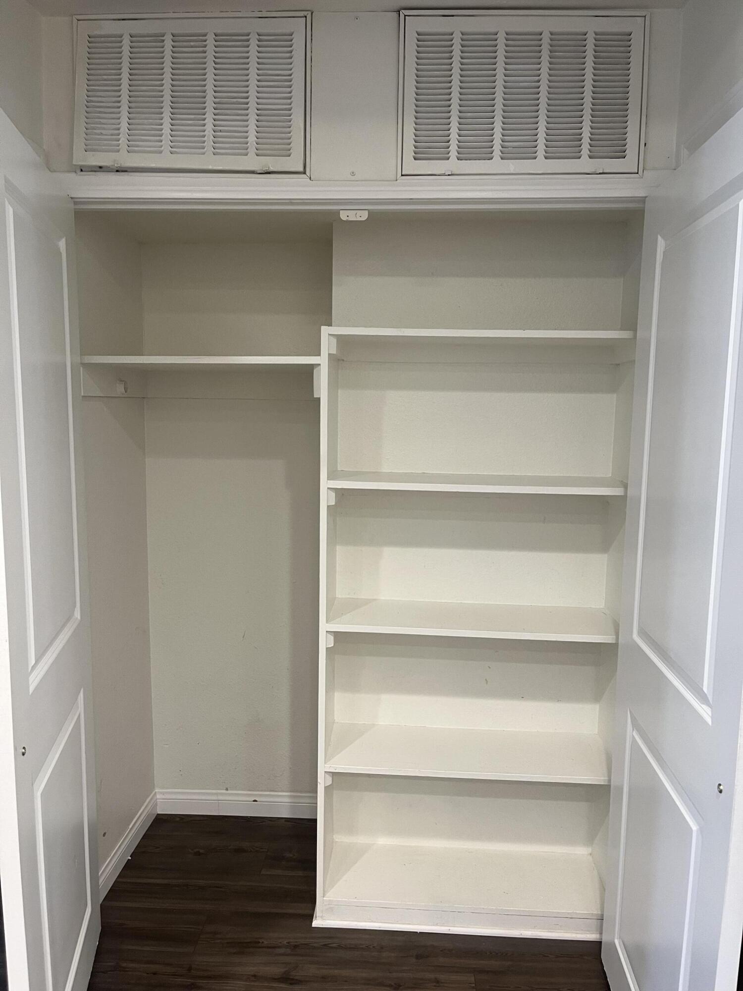 TEMPLE GARDENS CONDOS - Residential