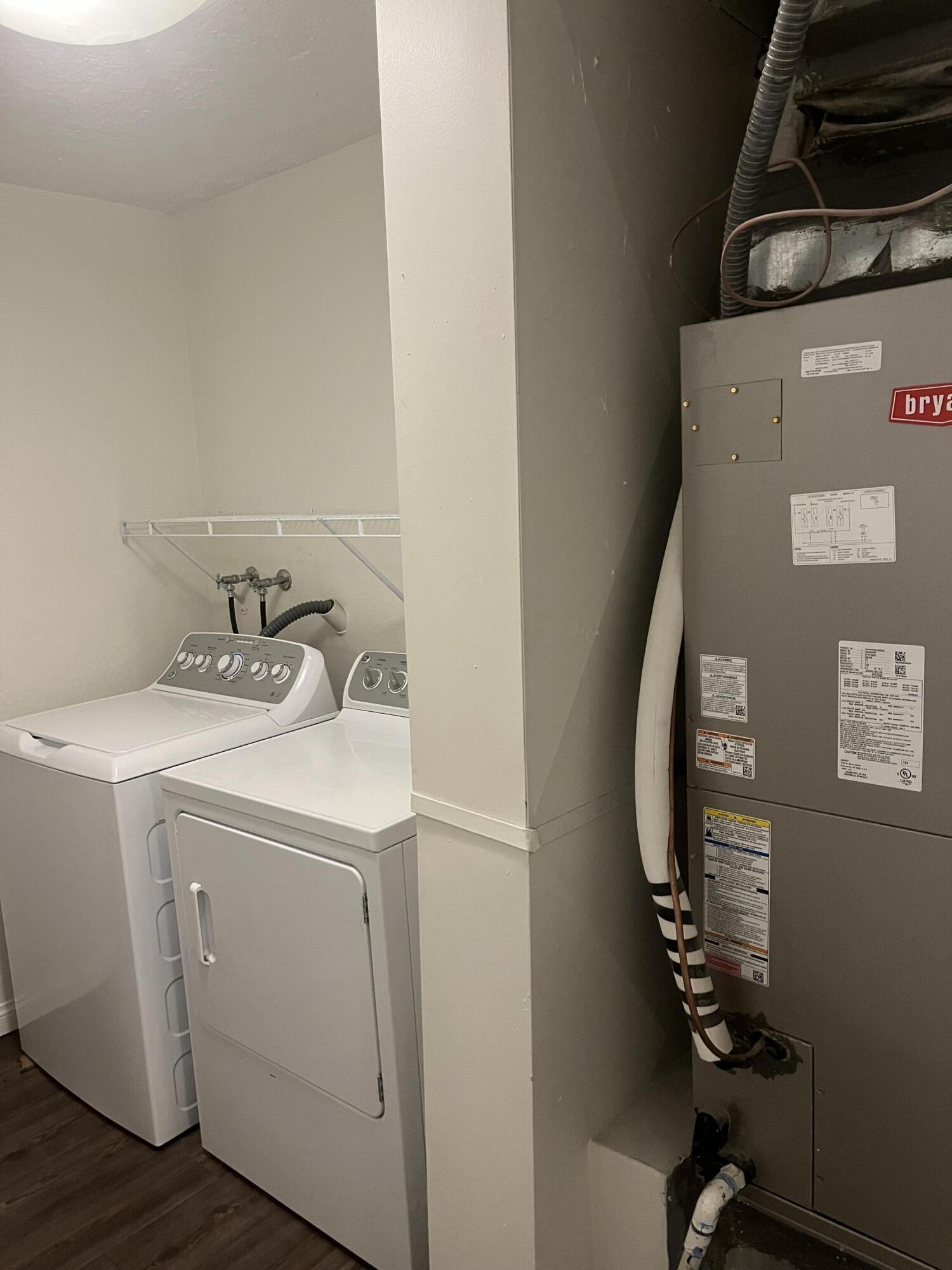 TEMPLE GARDENS CONDOS - Residential