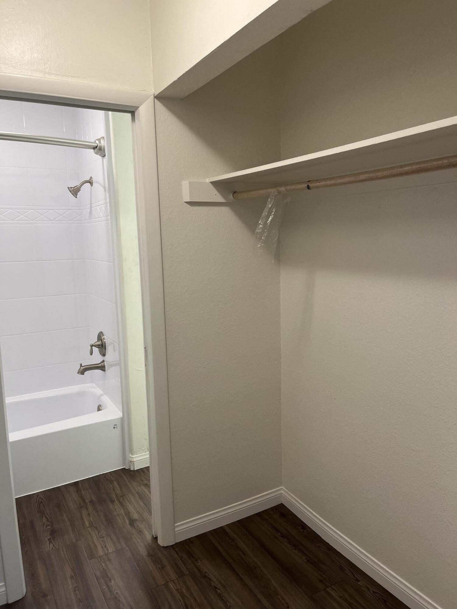 TEMPLE GARDENS CONDOS - Residential