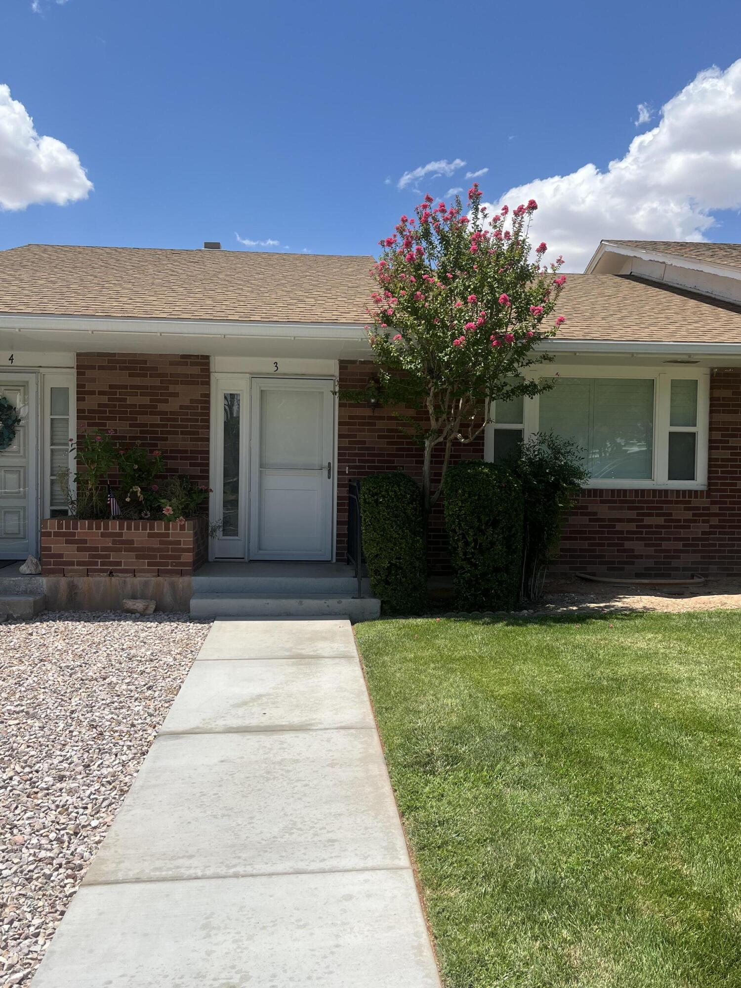 TEMPLE GARDENS CONDOS - Residential