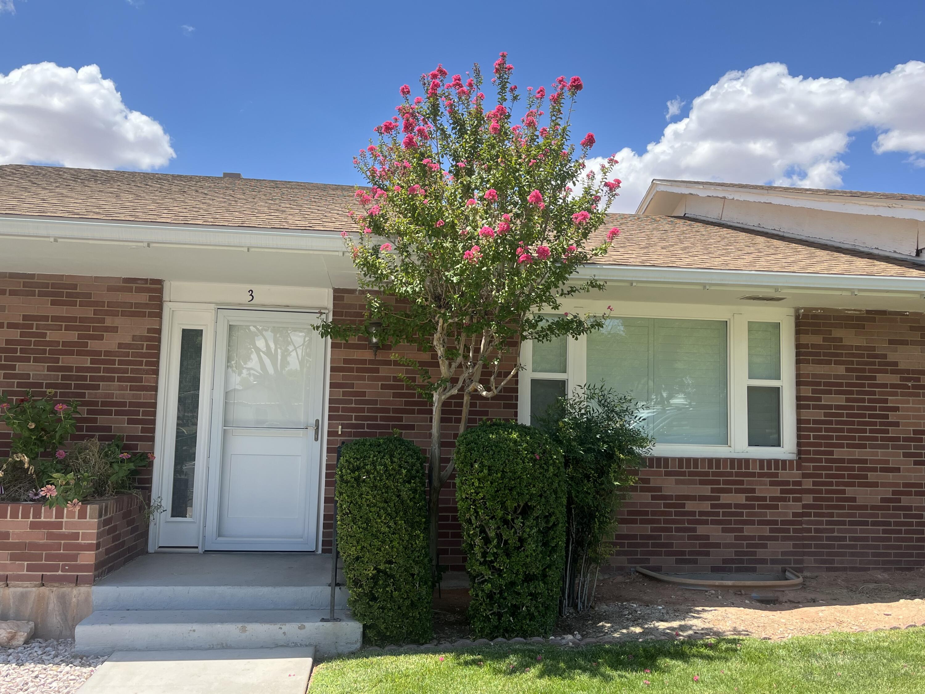 TEMPLE GARDENS CONDOS - Residential