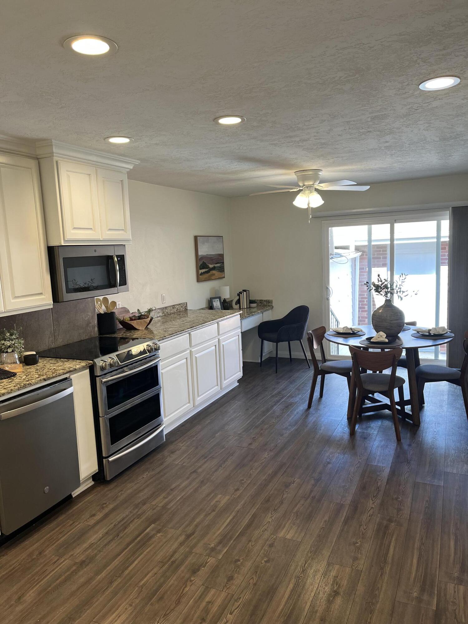 TEMPLE GARDENS CONDOS - Residential