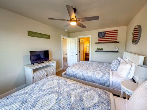 Tiny photo for 1640 W CALEDONIA DUNES CIR, Saint George, UT 84770 (MLS # 26-272478)