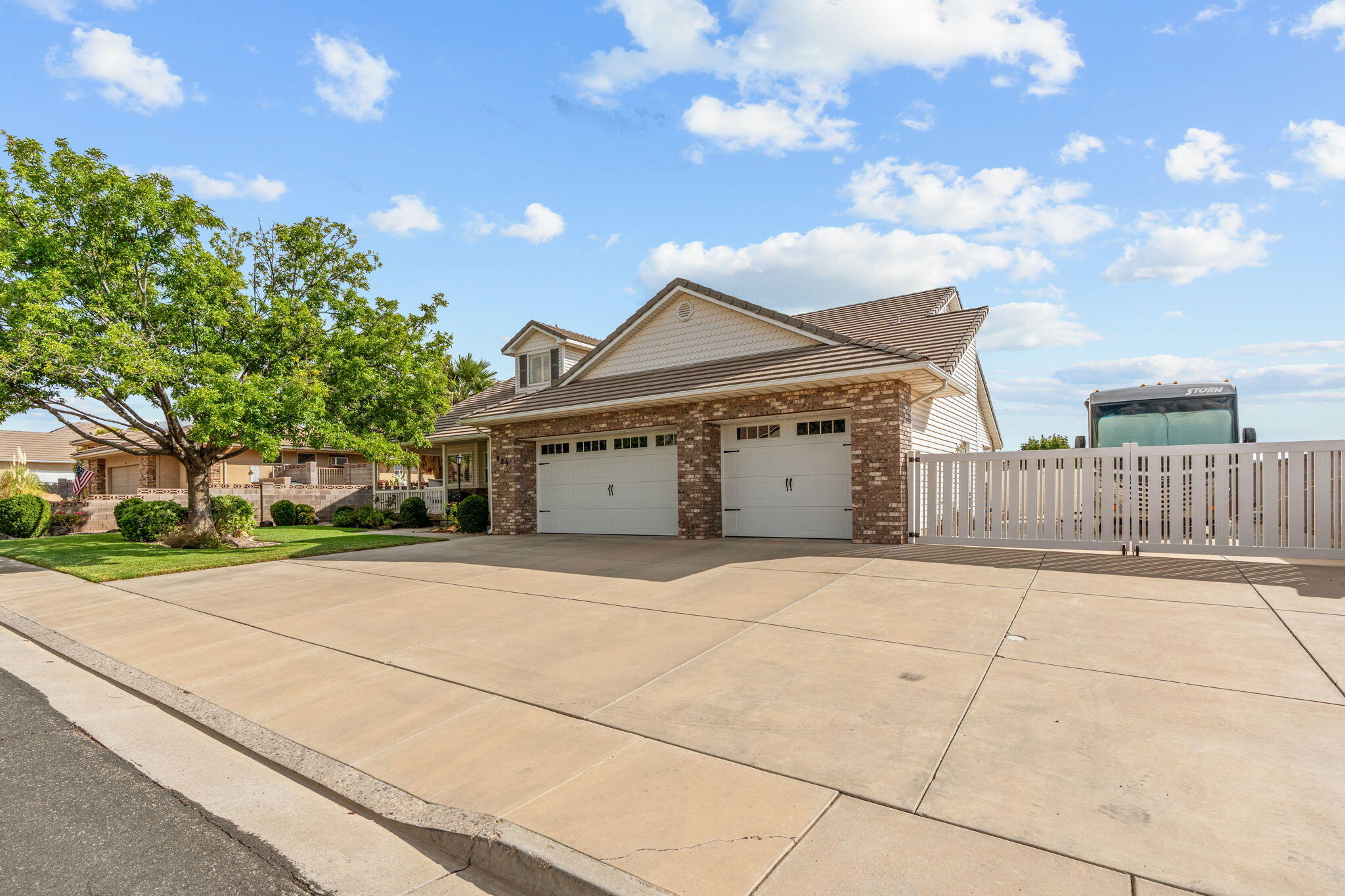 FOREMASTER RIDGE - Residential