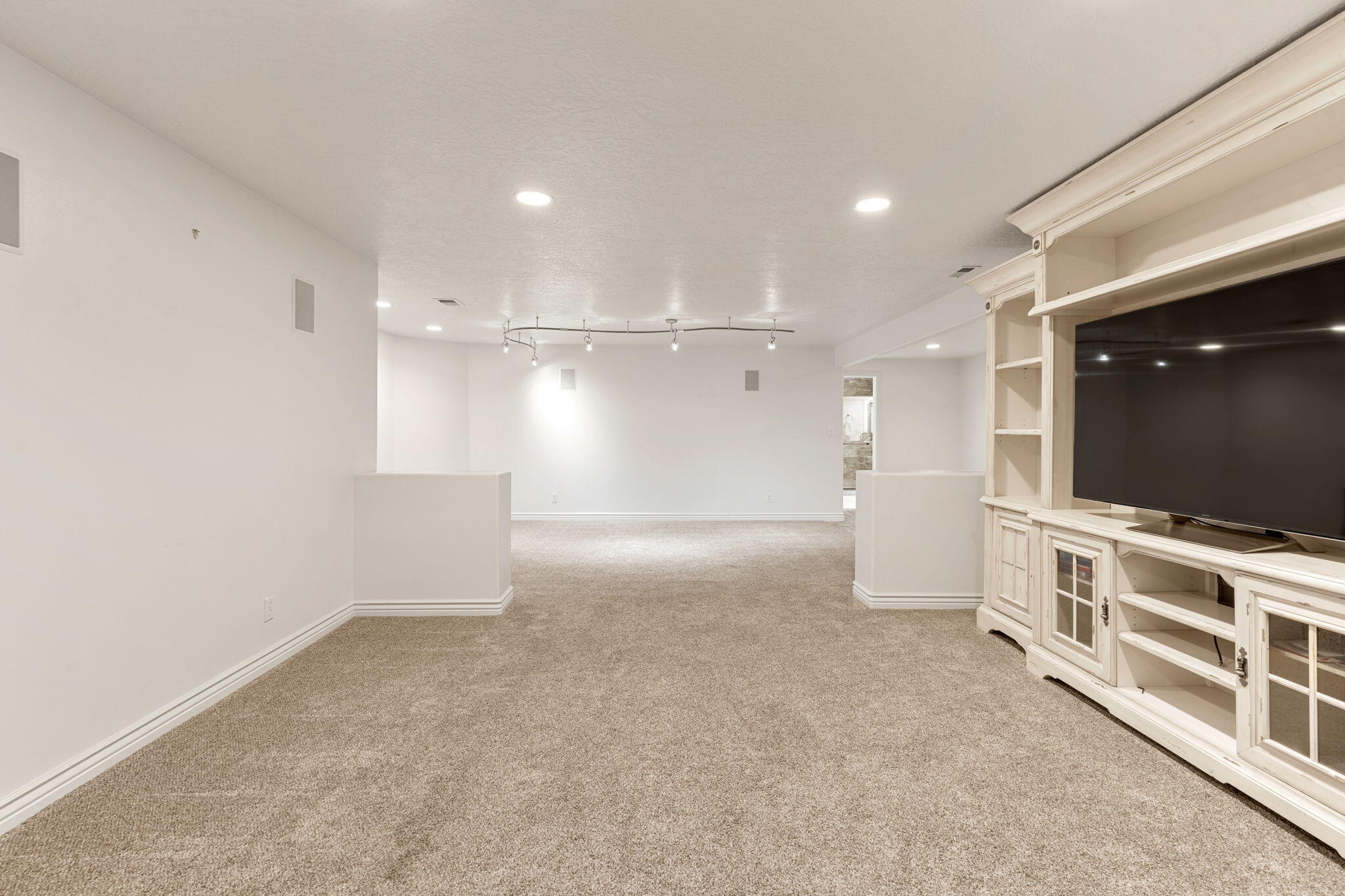 FOREMASTER RIDGE - Residential