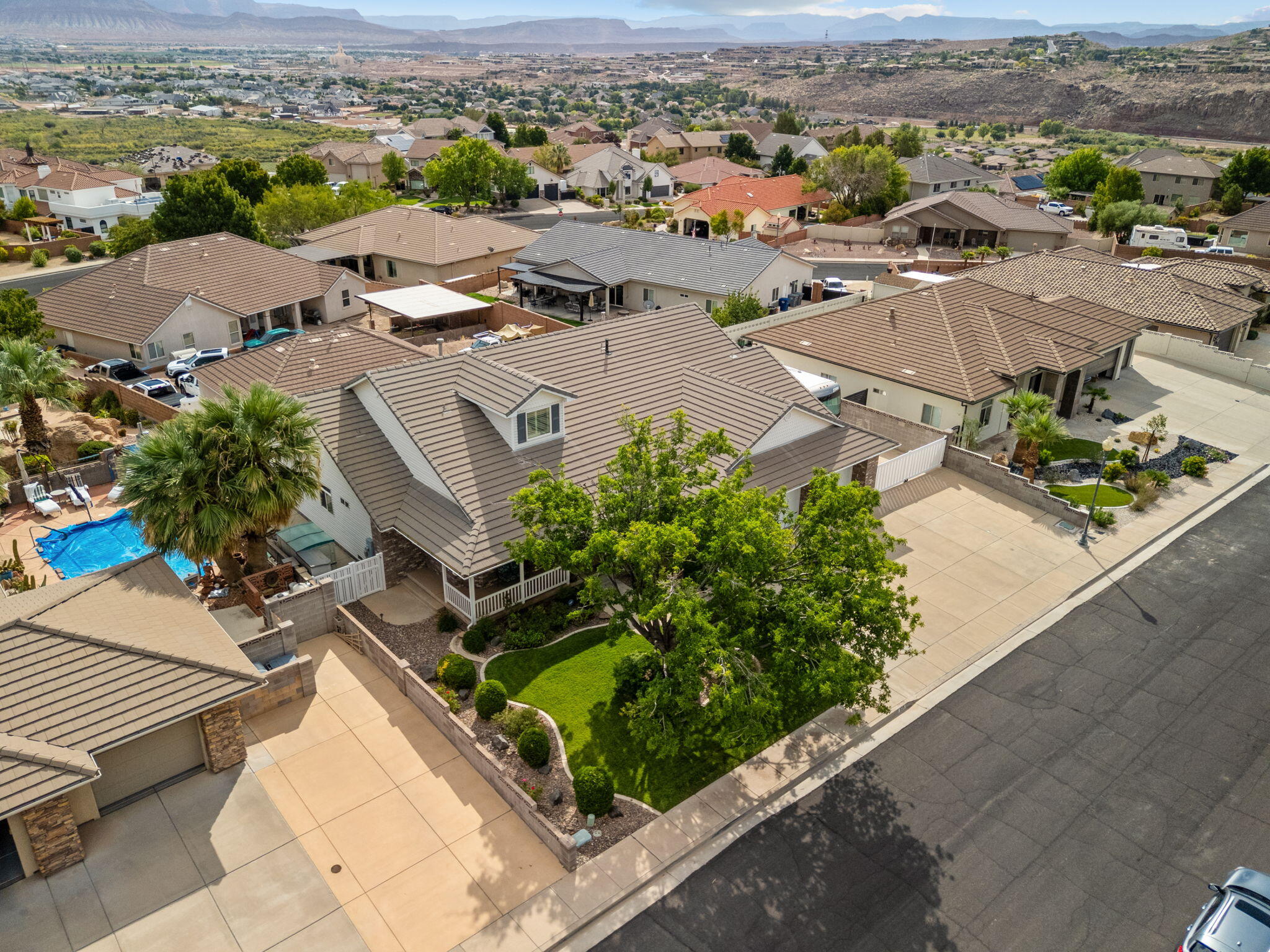 FOREMASTER RIDGE - Residential