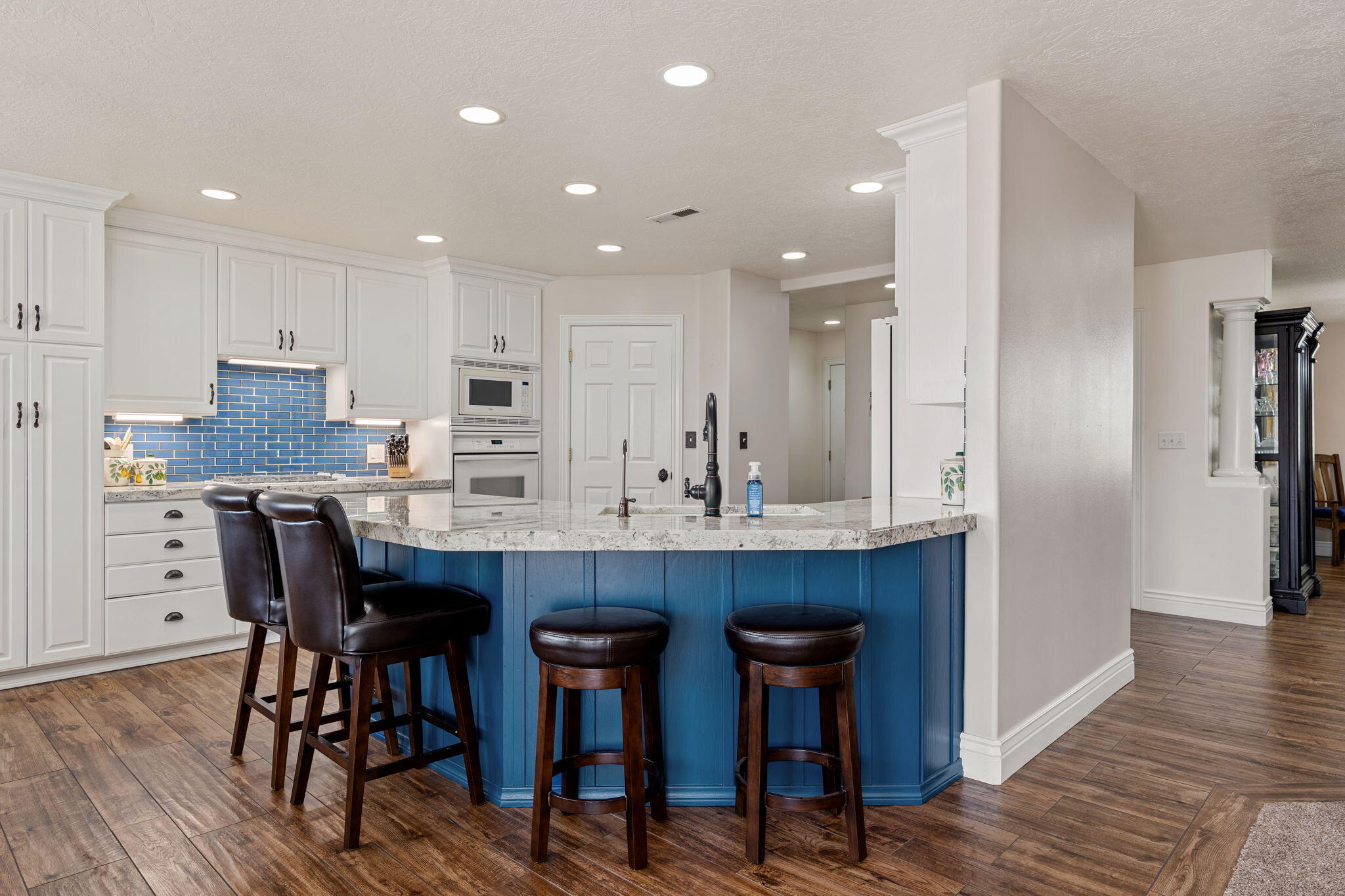 FOREMASTER RIDGE - Residential