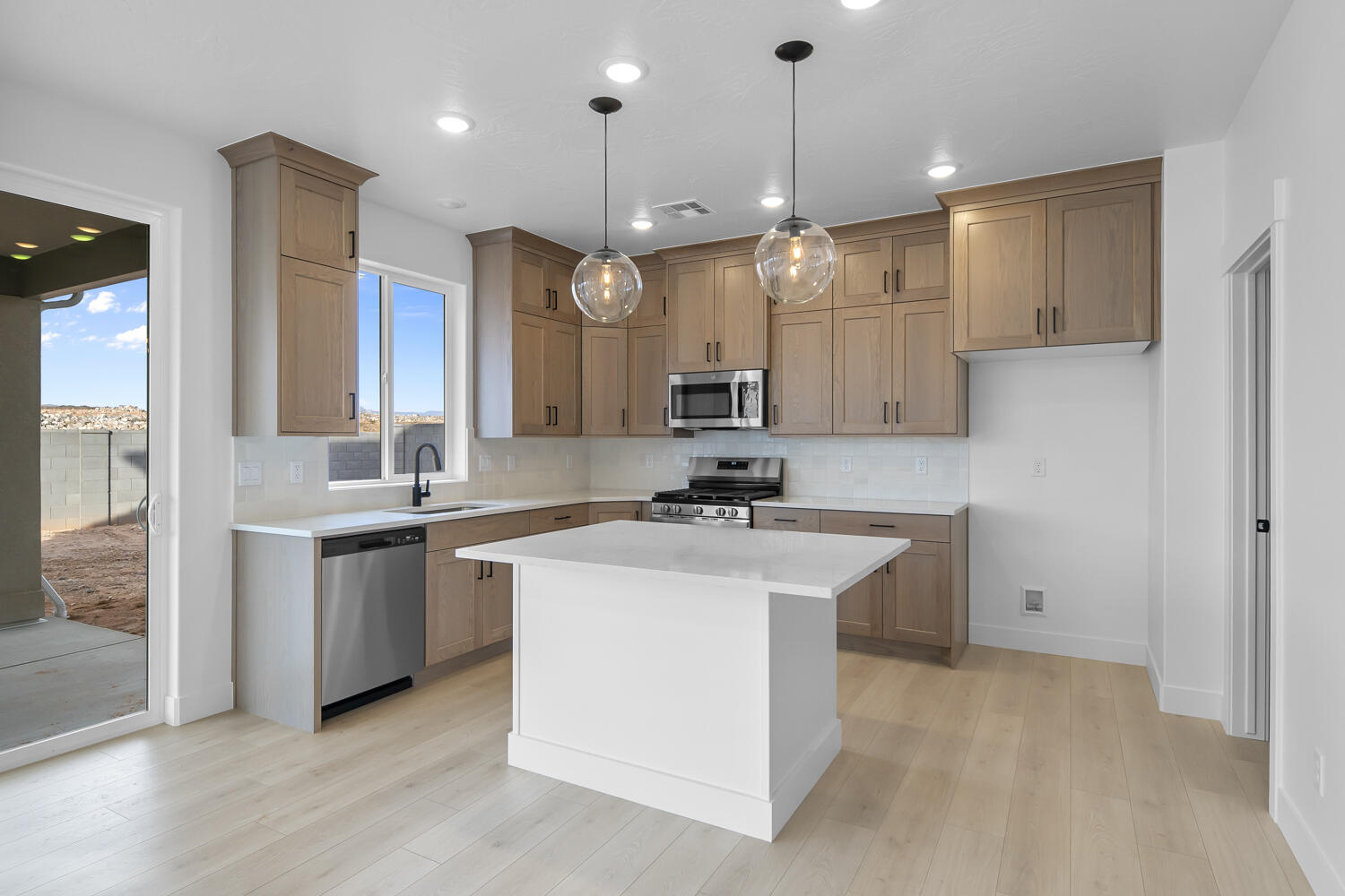 LEGACY AT SAND HOLLOW - Residential