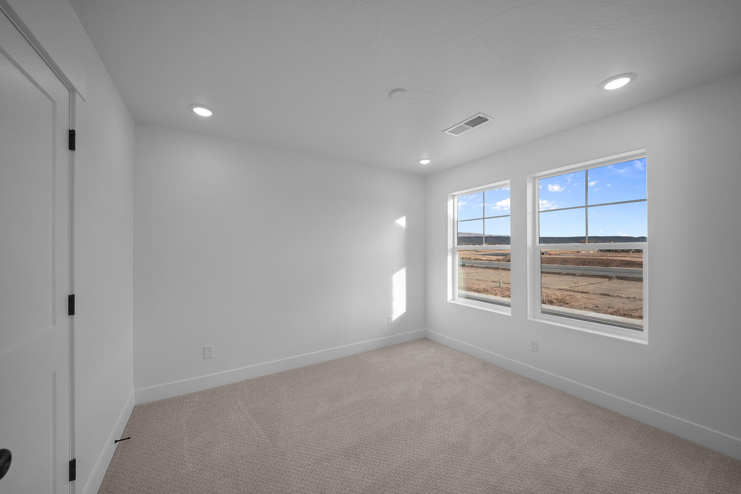 LEGACY AT SAND HOLLOW - Residential