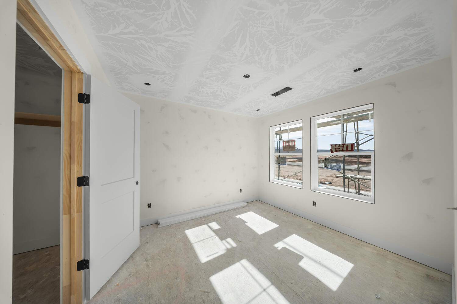 LEGACY AT SAND HOLLOW - Residential