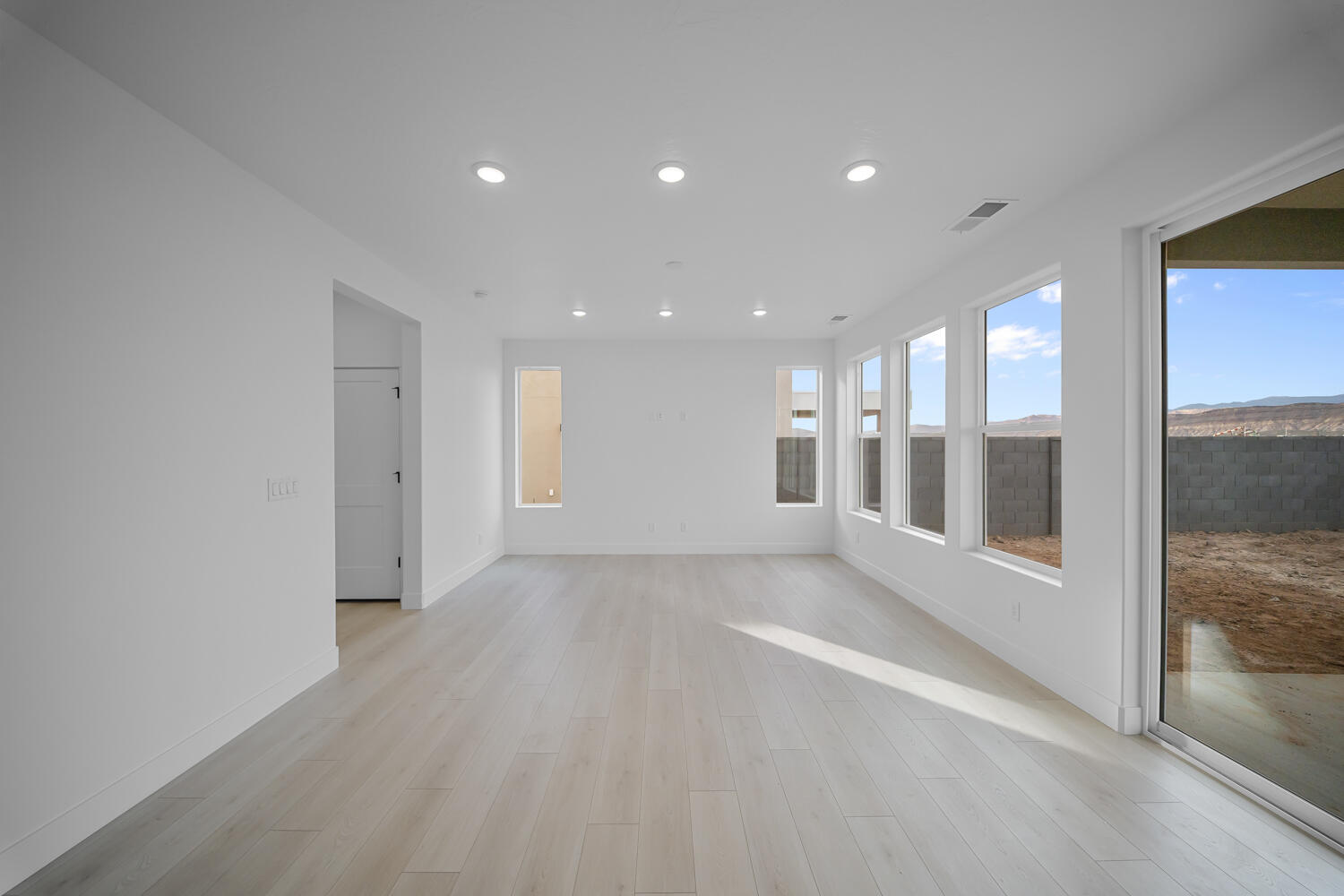 LEGACY AT SAND HOLLOW - Residential