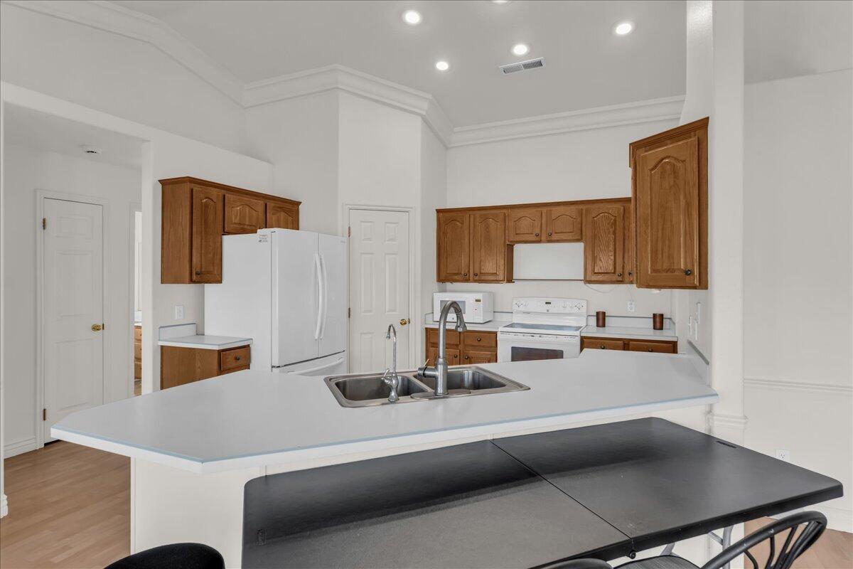 MEADOW CREEK ESTATES - Residential