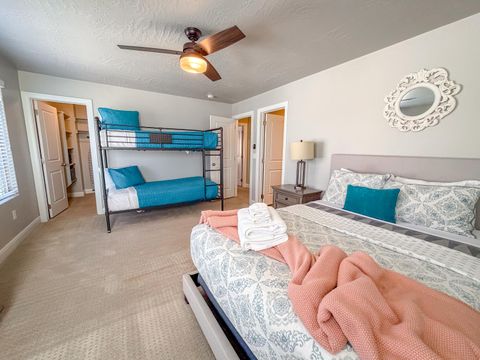 Tiny photo for 1920 E FIESTA LN, Washington, UT 84780 (MLS # 25-267501)