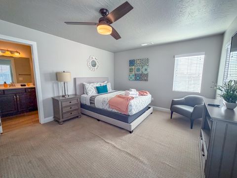 Tiny photo for 1920 E FIESTA LN, Washington, UT 84780 (MLS # 25-267501)