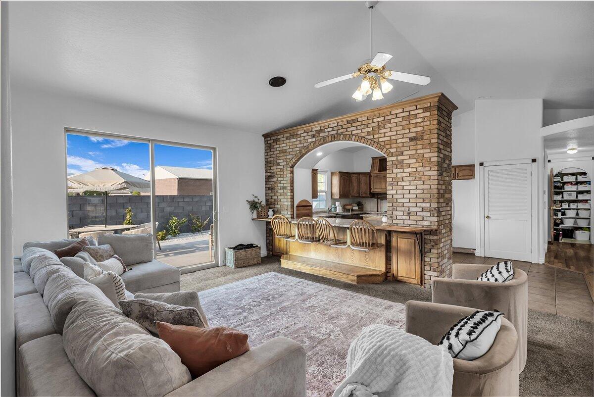 LITTLE VALLEY RANCHOS - Residential