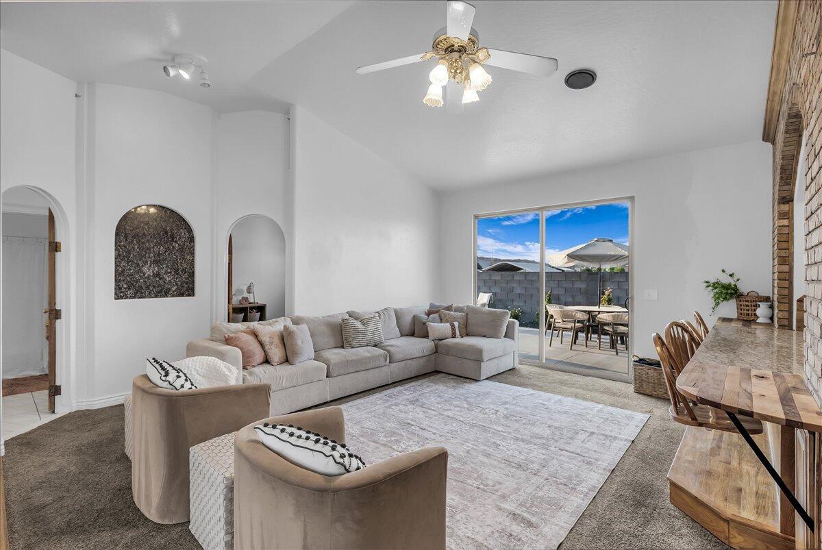 LITTLE VALLEY RANCHOS - Residential