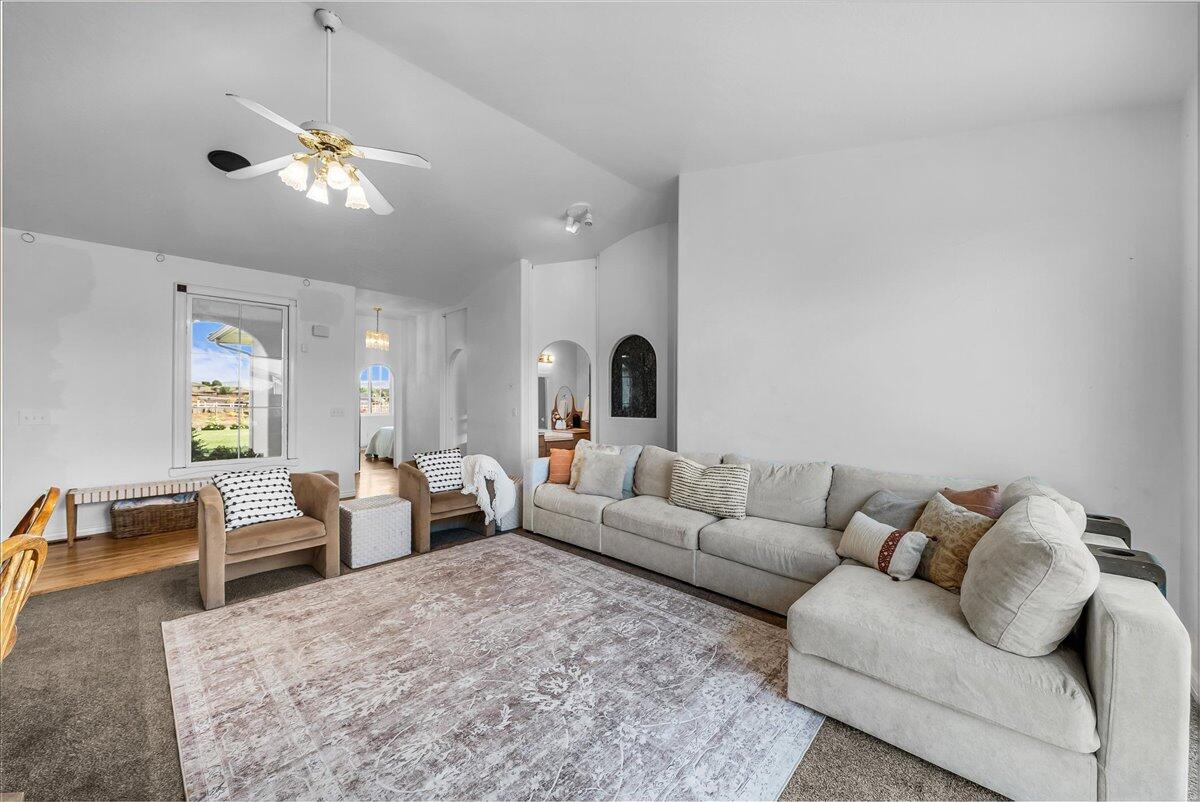 LITTLE VALLEY RANCHOS - Residential