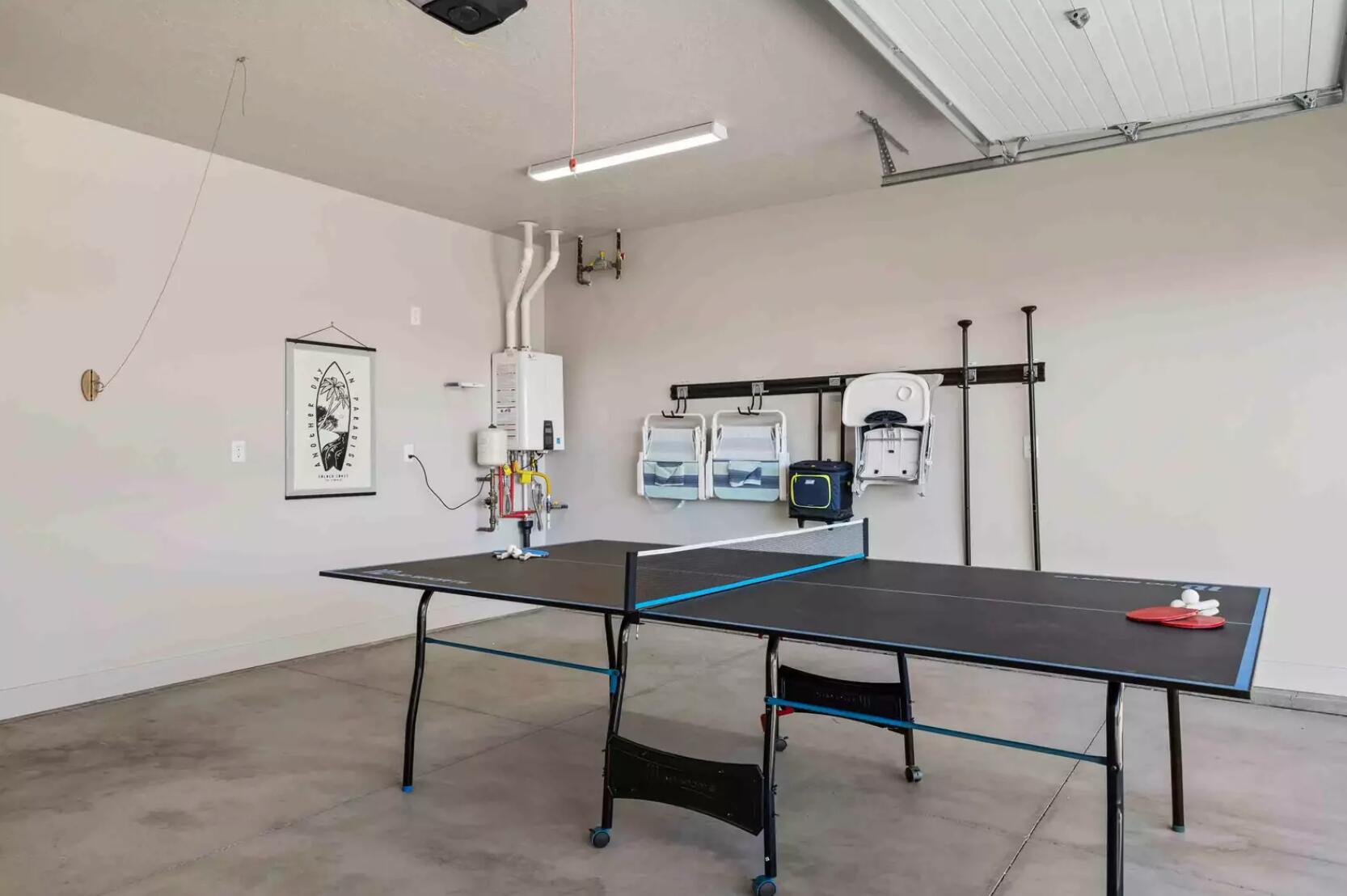 ATKINVILLE TOWNHOMES AT DESERT COLOR - Residential