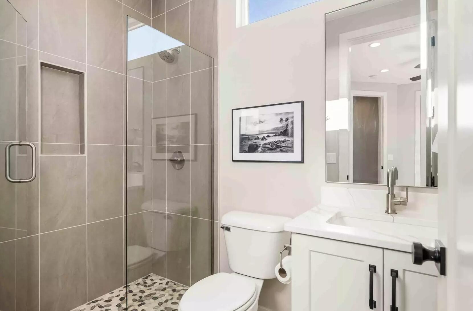 ATKINVILLE TOWNHOMES AT DESERT COLOR - Residential