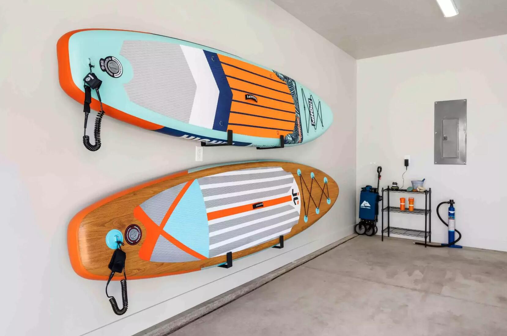 ATKINVILLE TOWNHOMES AT DESERT COLOR - Residential