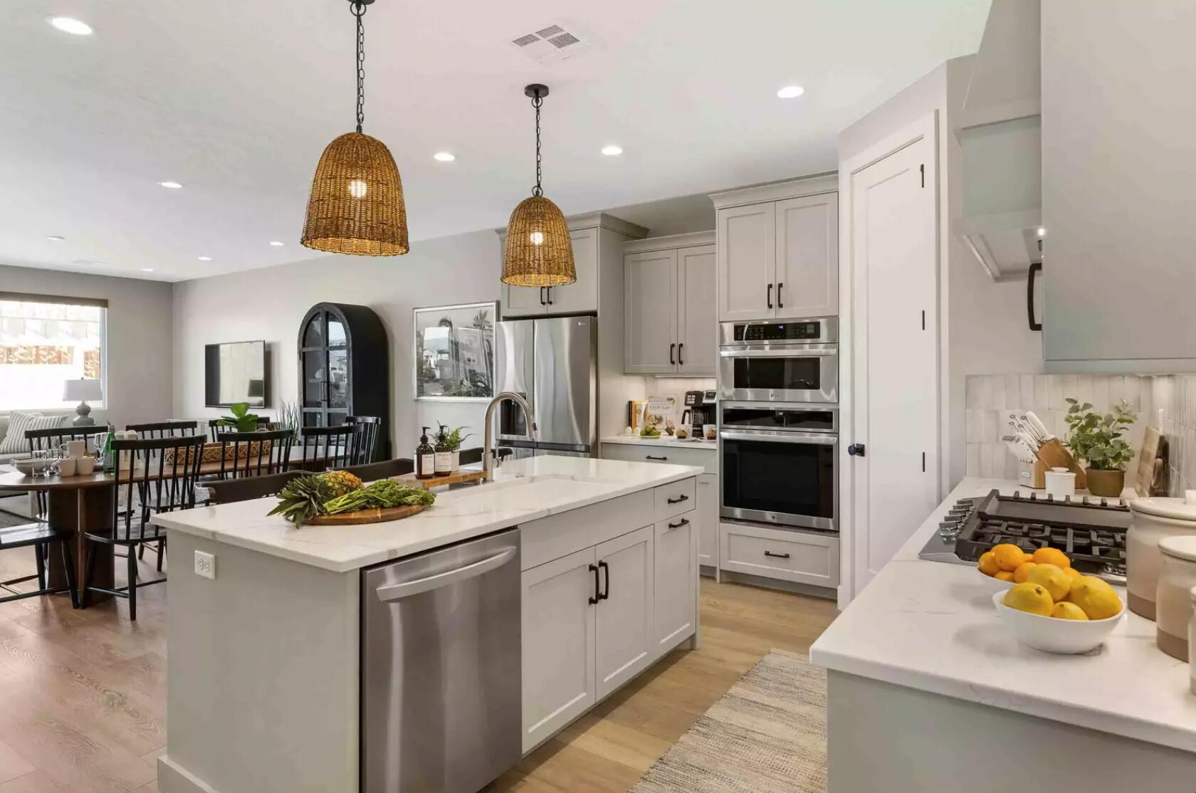 ATKINVILLE TOWNHOMES AT DESERT COLOR - Residential