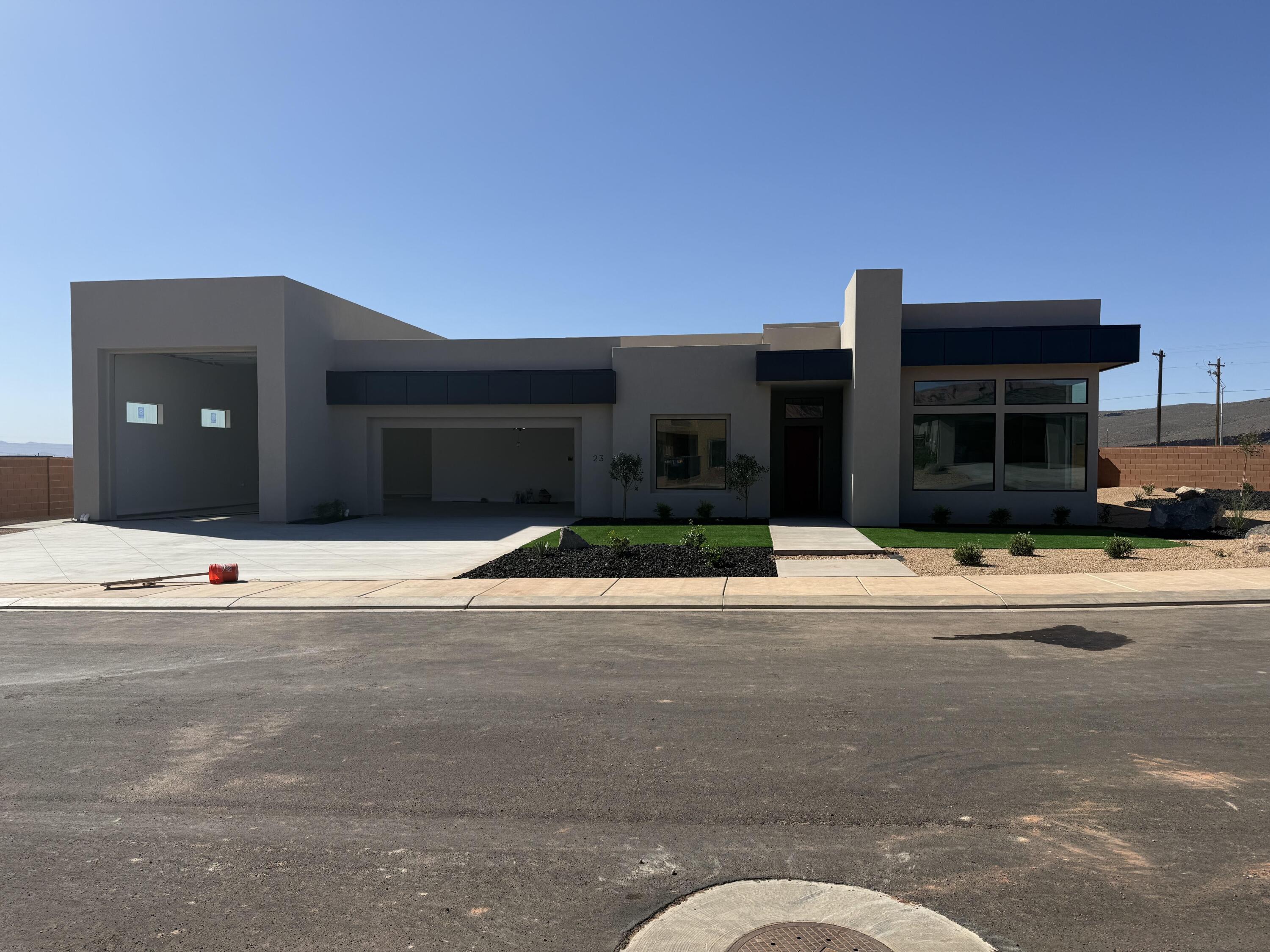 BLACK STONE - Residential