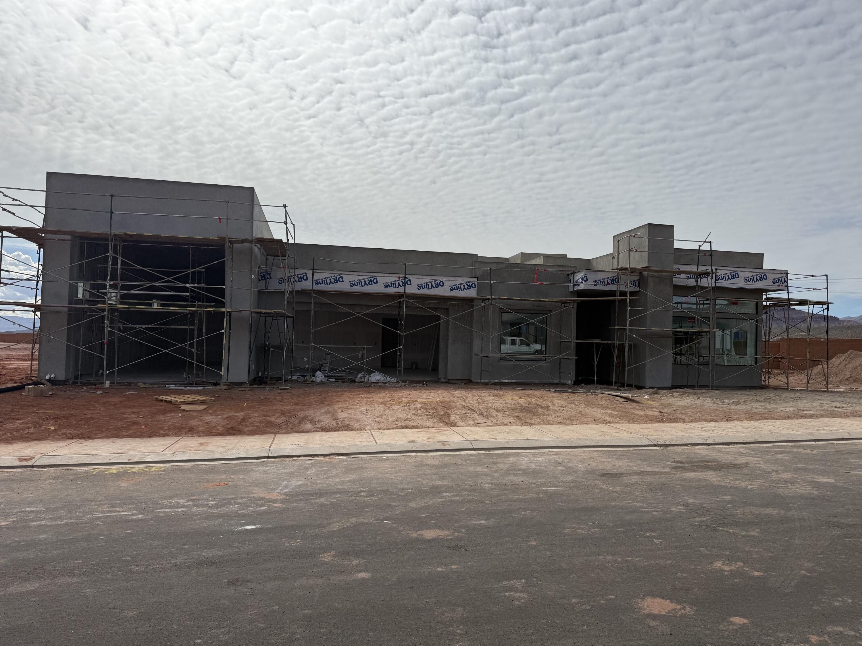 BLACK STONE - Residential