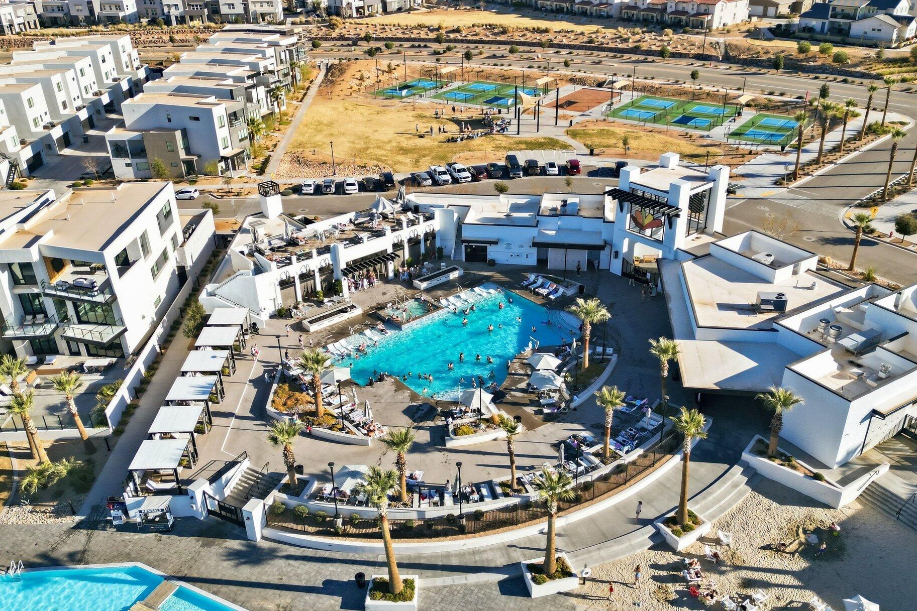 COVE CONDO'S - Residential