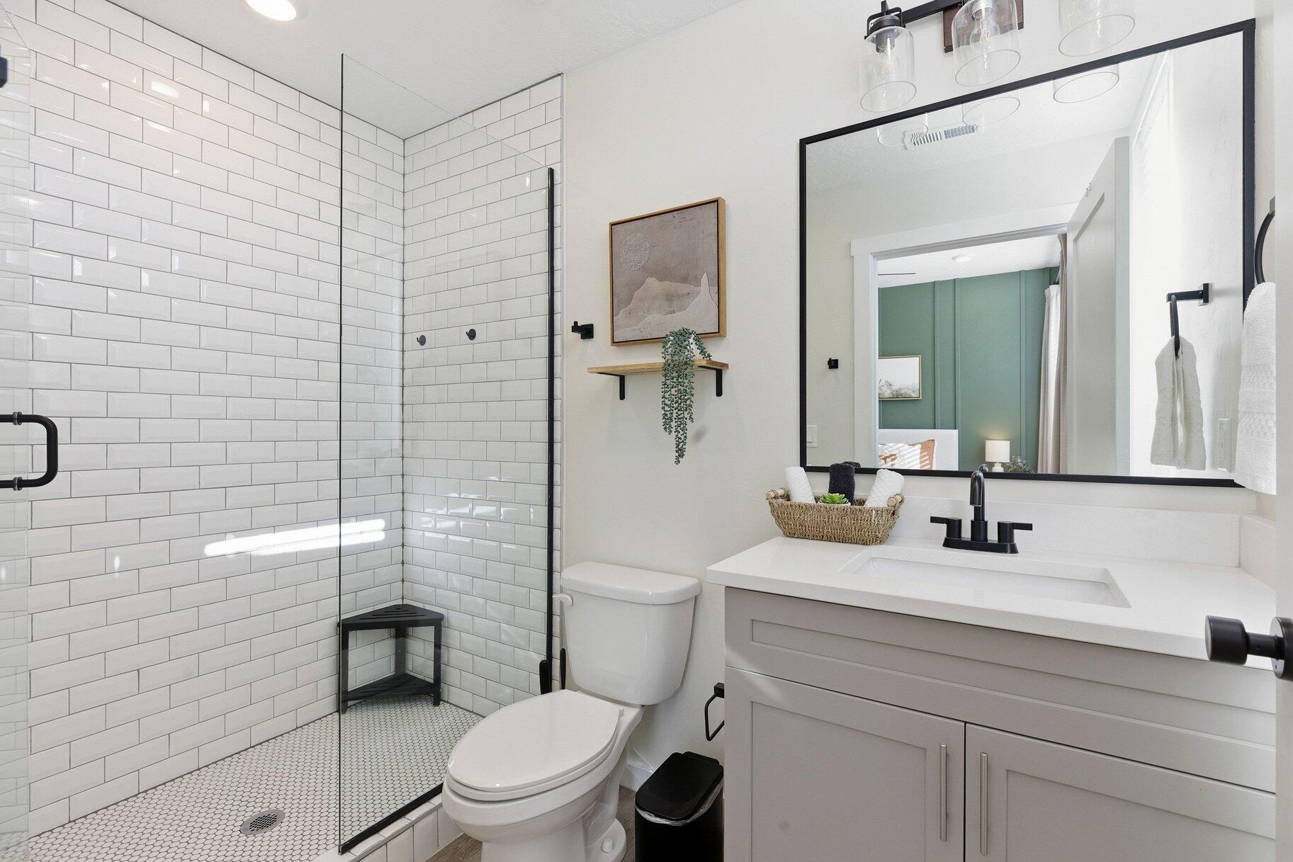 COVE CONDO'S - Residential