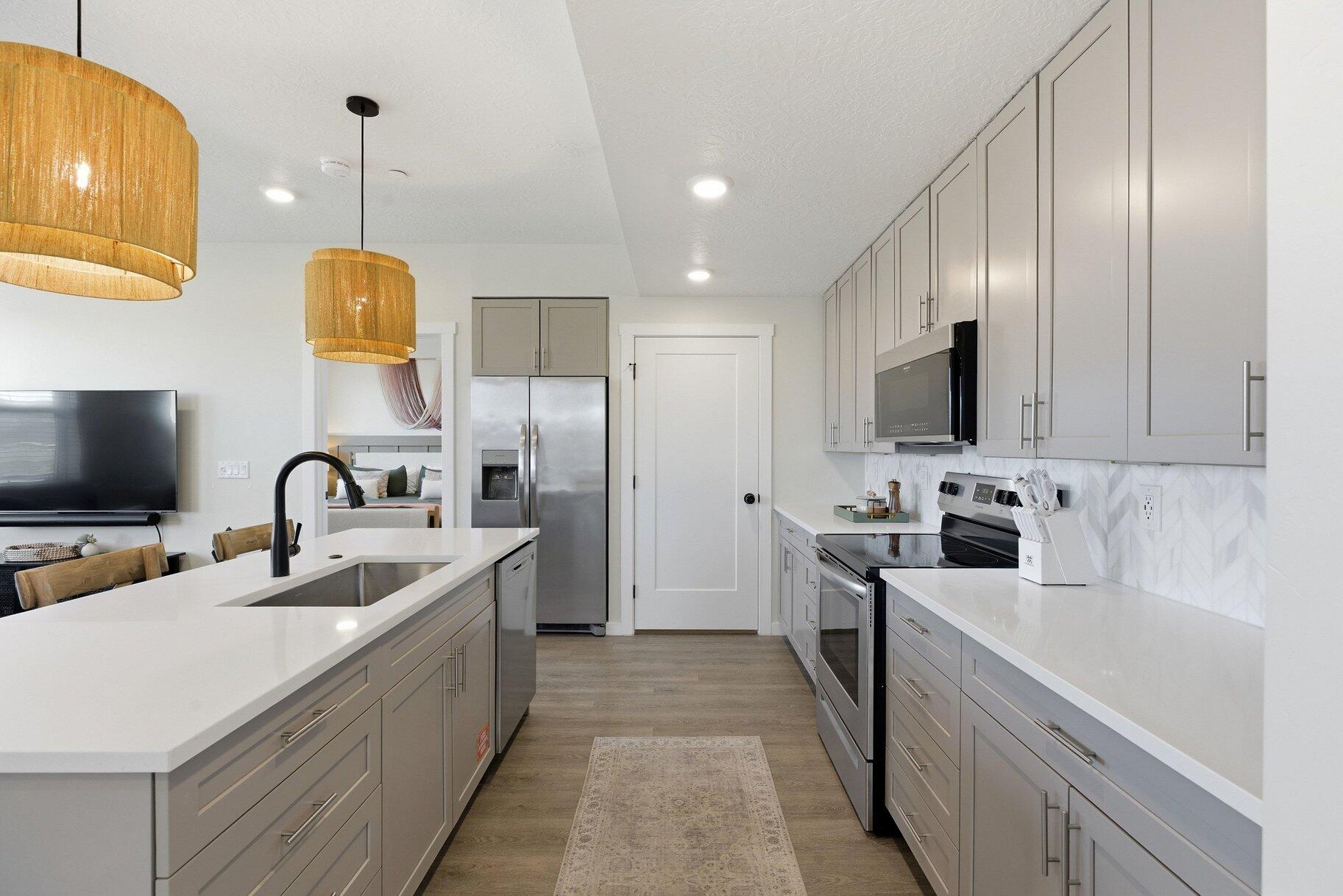 COVE CONDO'S - Residential