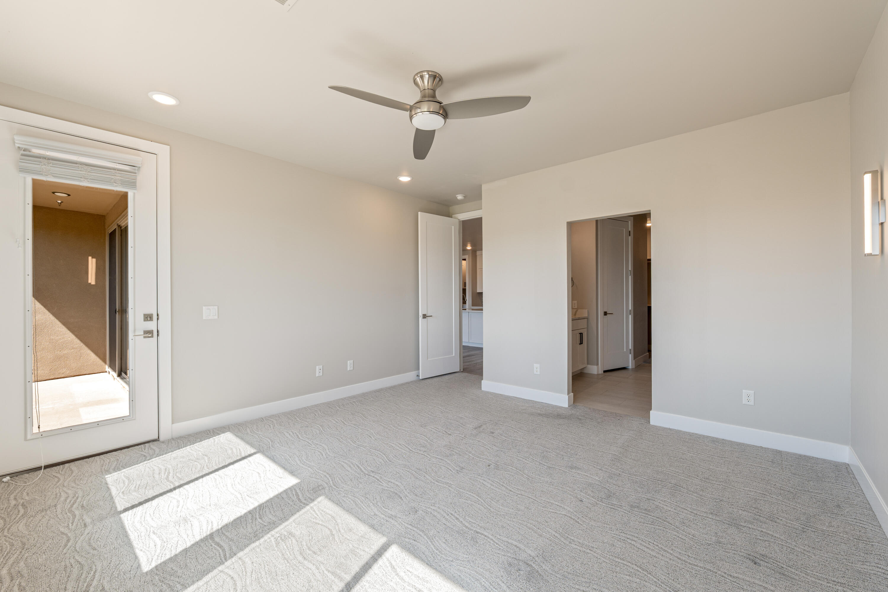 SIENNA PARK CONDOS - Residential