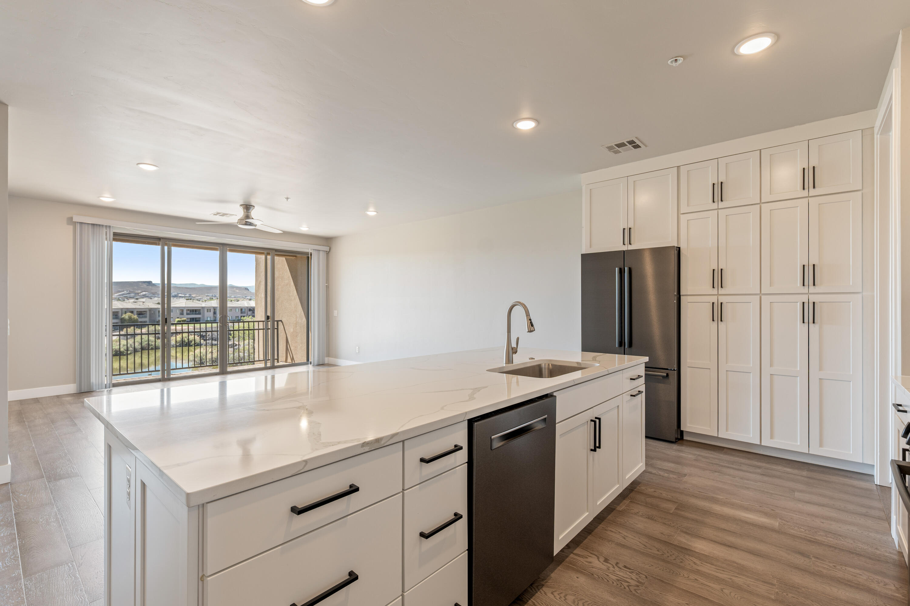 SIENNA PARK CONDOS - Residential