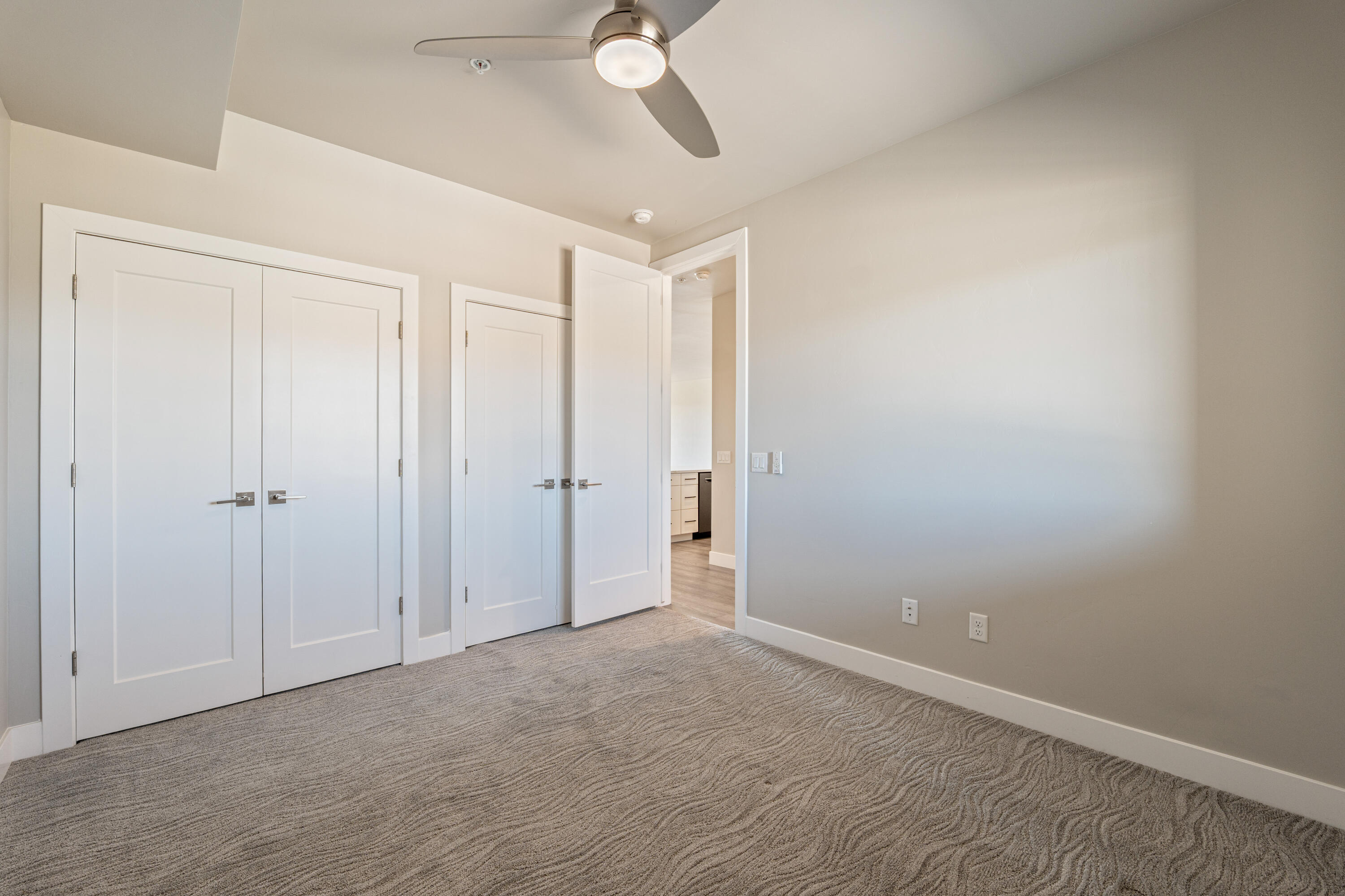 SIENNA PARK CONDOS - Residential