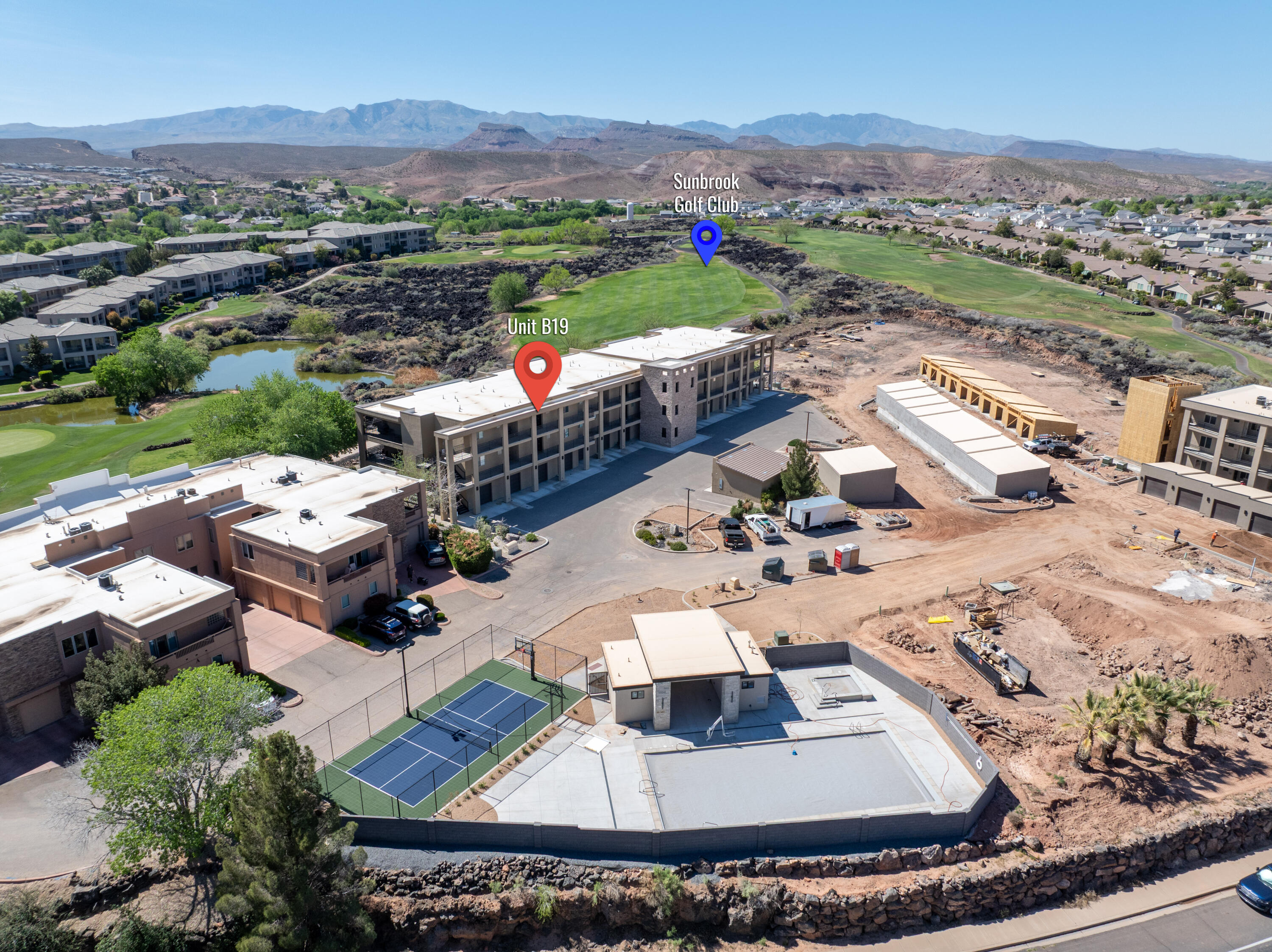 SIENNA PARK CONDOS - Residential