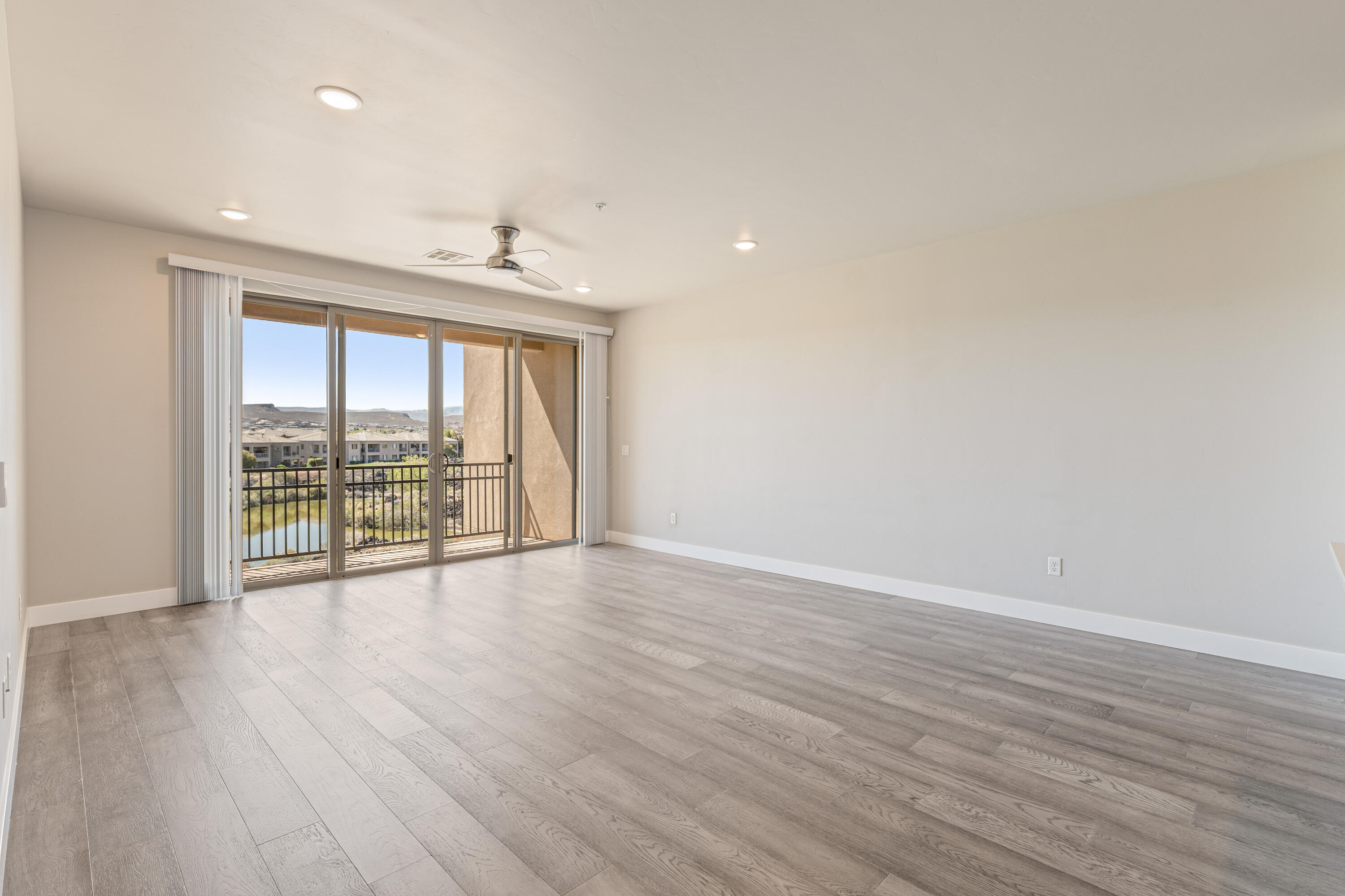 SIENNA PARK CONDOS - Residential