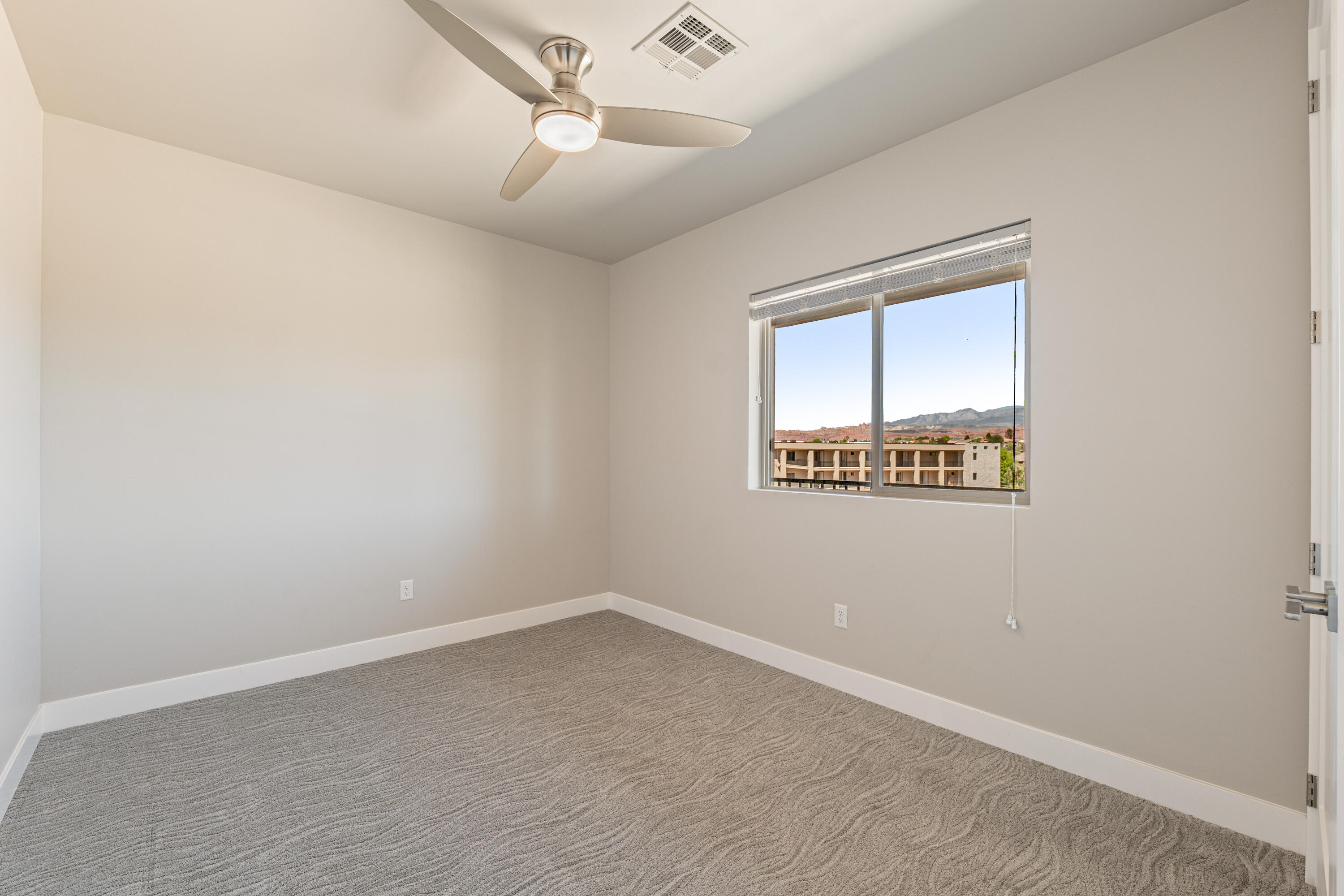 SIENNA PARK CONDOS - Residential