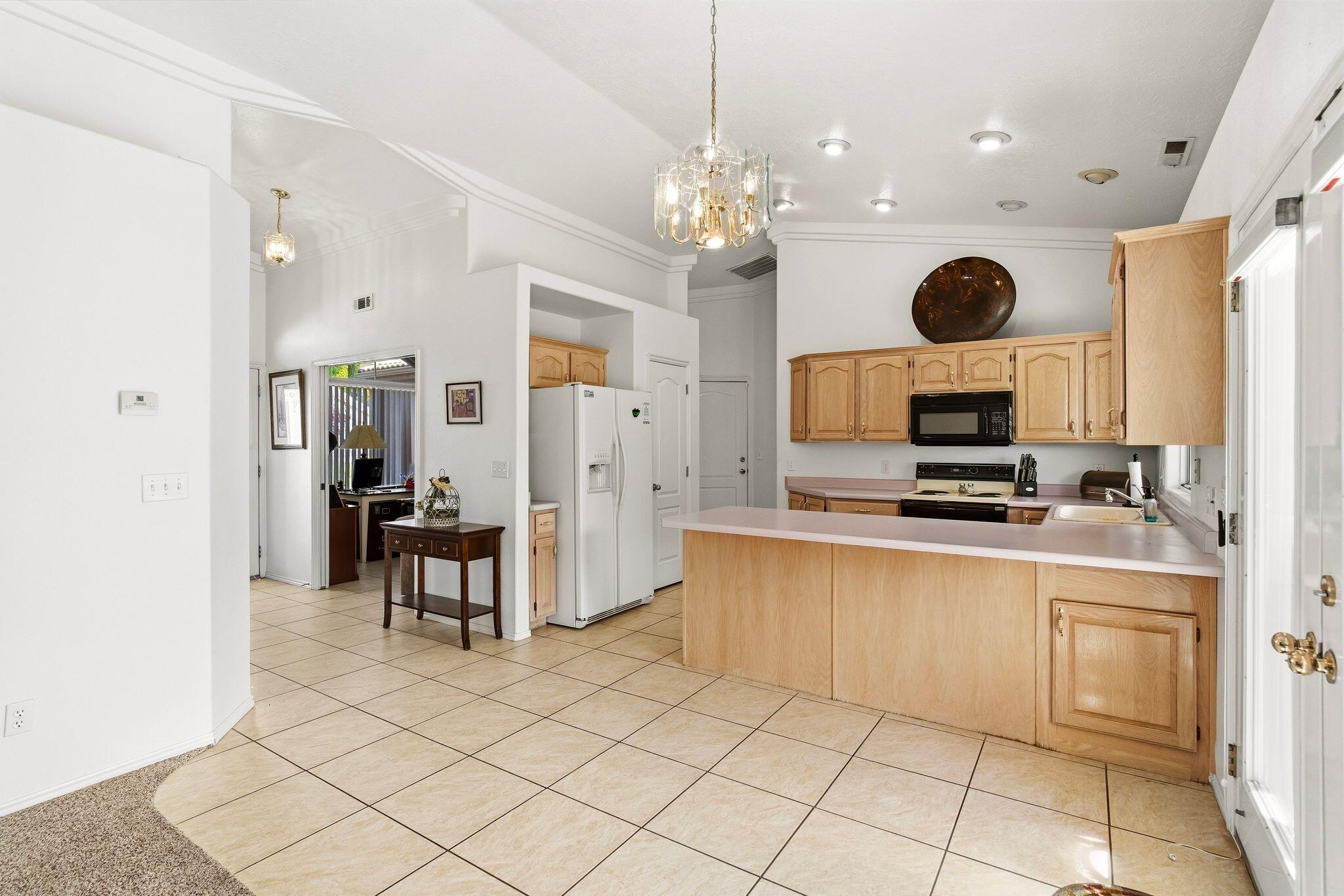 WEST SPRINGS TOWNHOMES - Residential