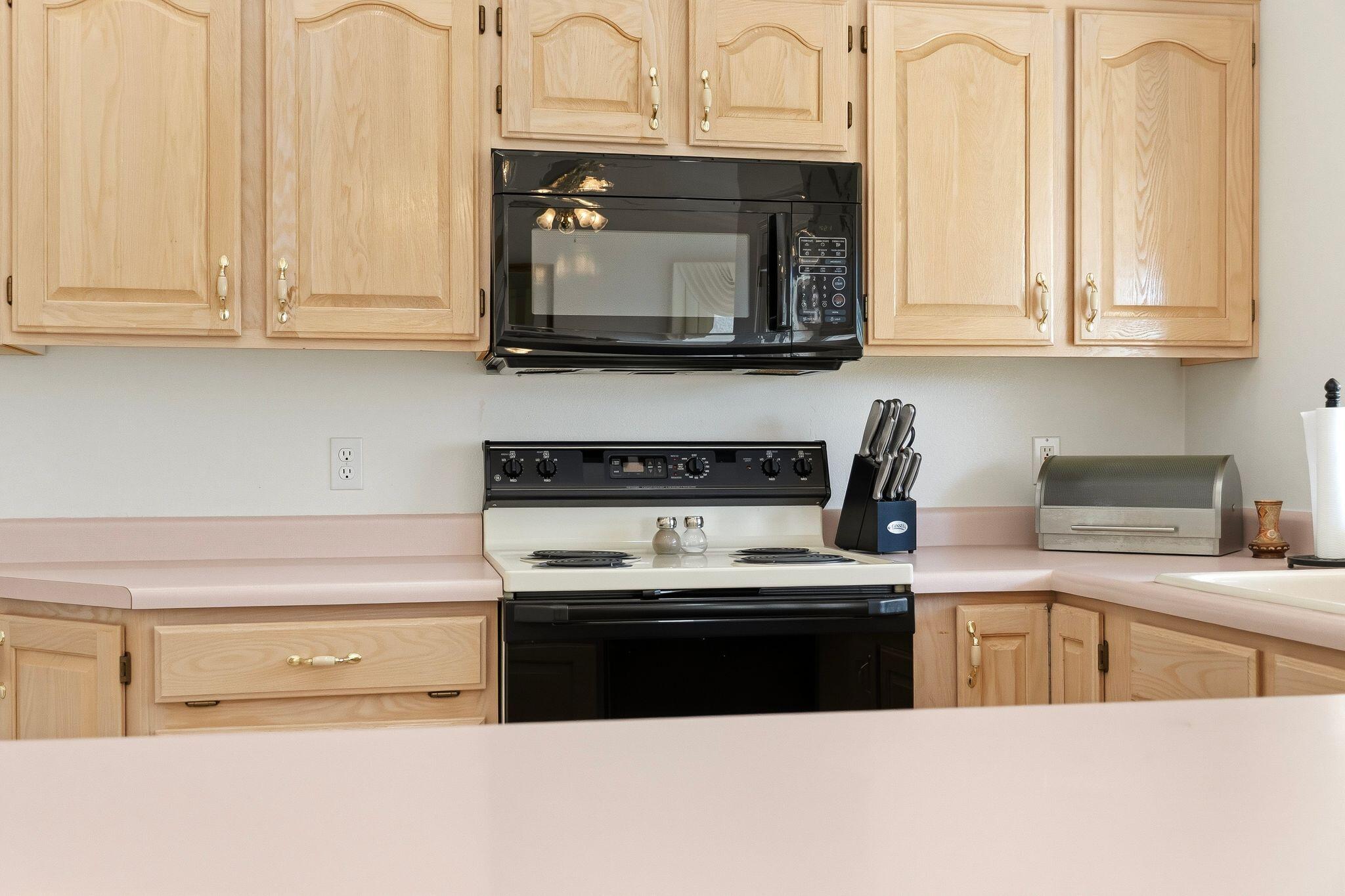 WEST SPRINGS TOWNHOMES - Residential