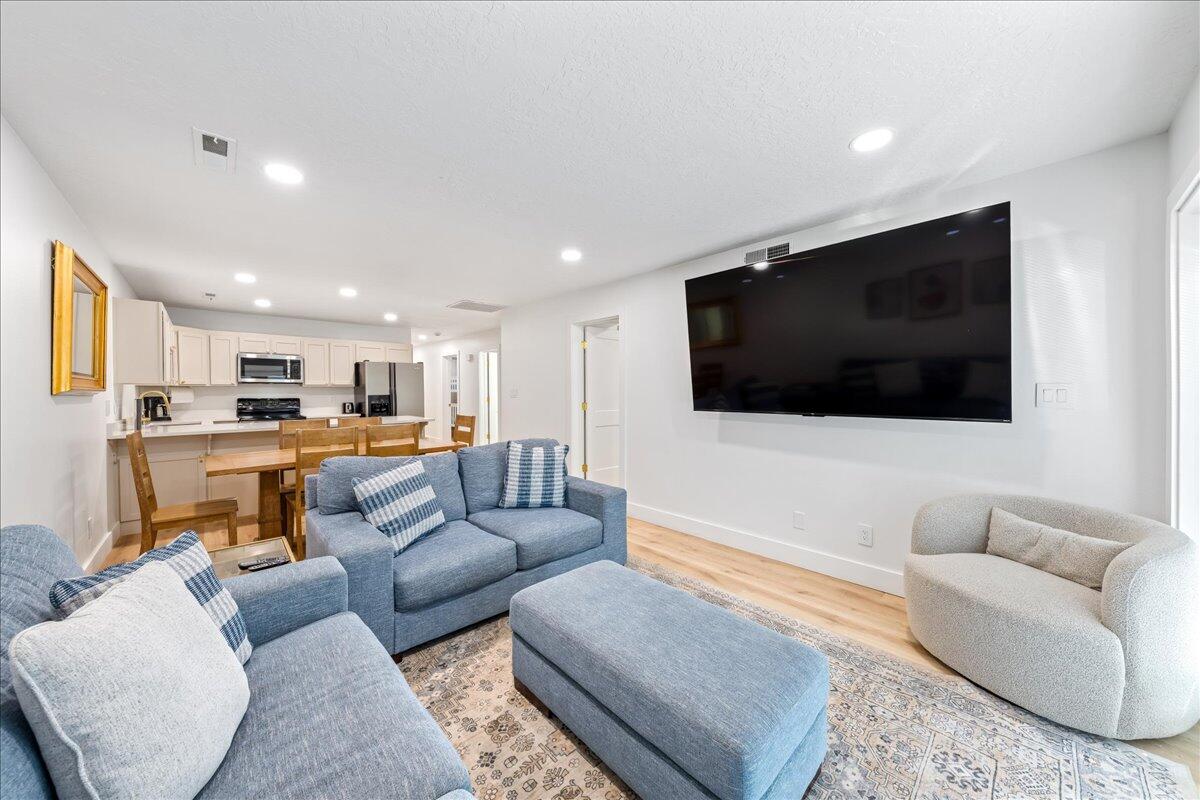 LAS PALMAS RESORT CONDOS - Residential