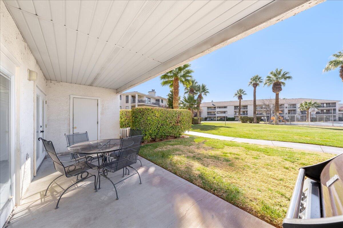 LAS PALMAS RESORT CONDOS - Residential