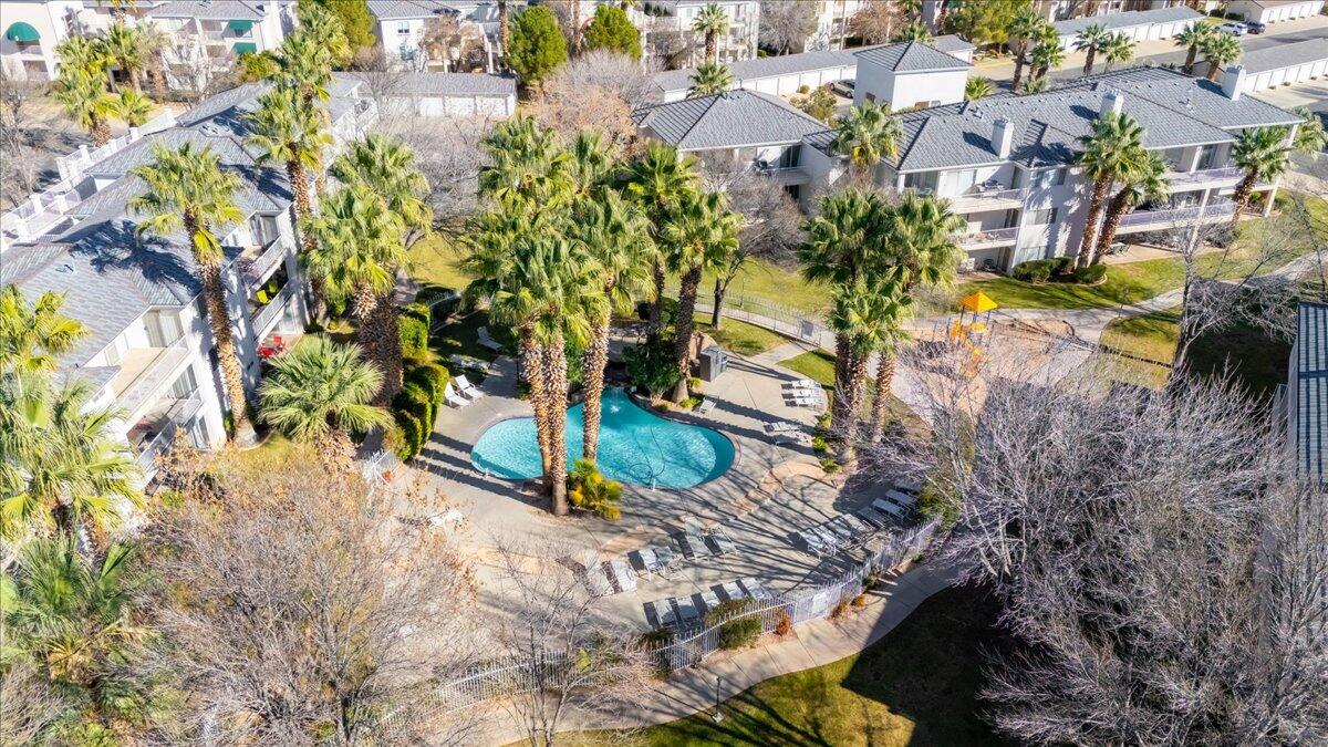 LAS PALMAS RESORT CONDOS - Residential