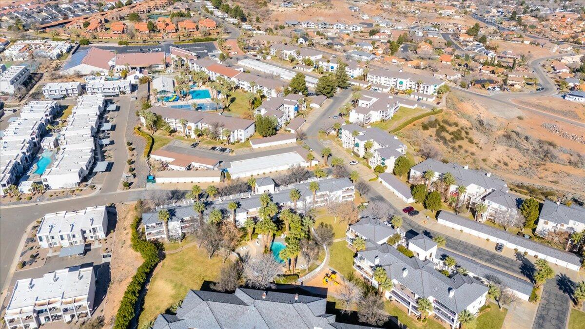 LAS PALMAS RESORT CONDOS - Residential